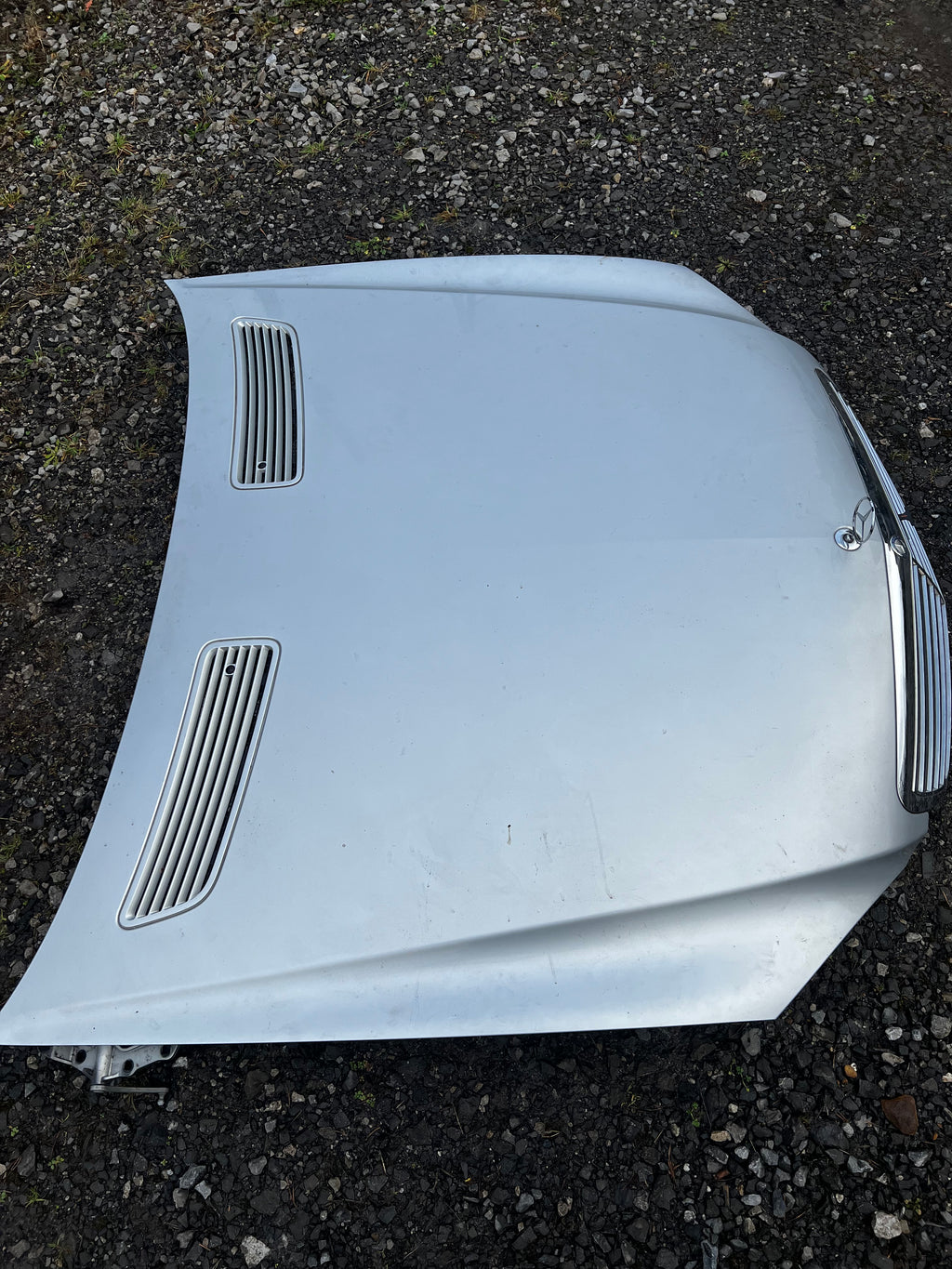 Mercedes benz s320 v6 2007 bonnet and grill