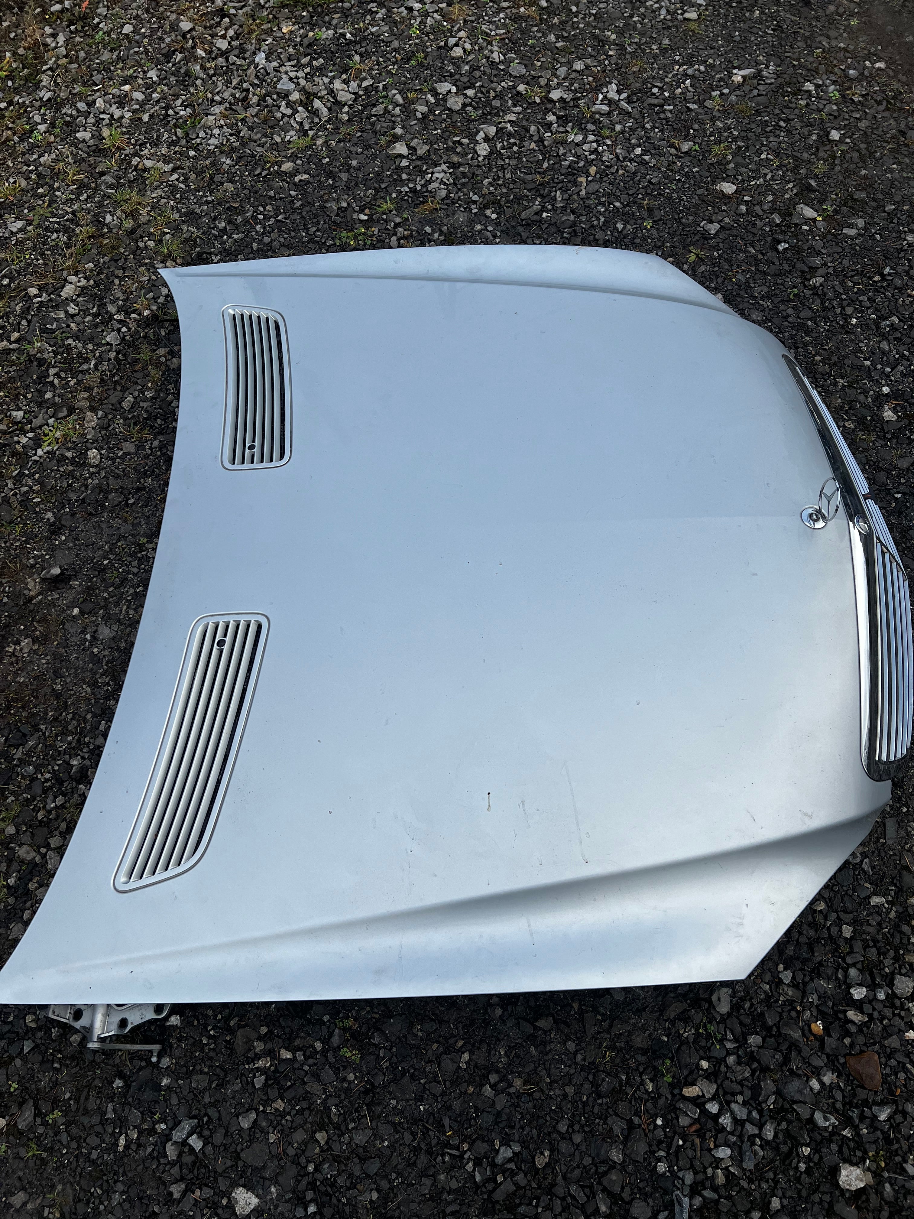 Mercedes benz s320 v6 2007 bonnet and grill
