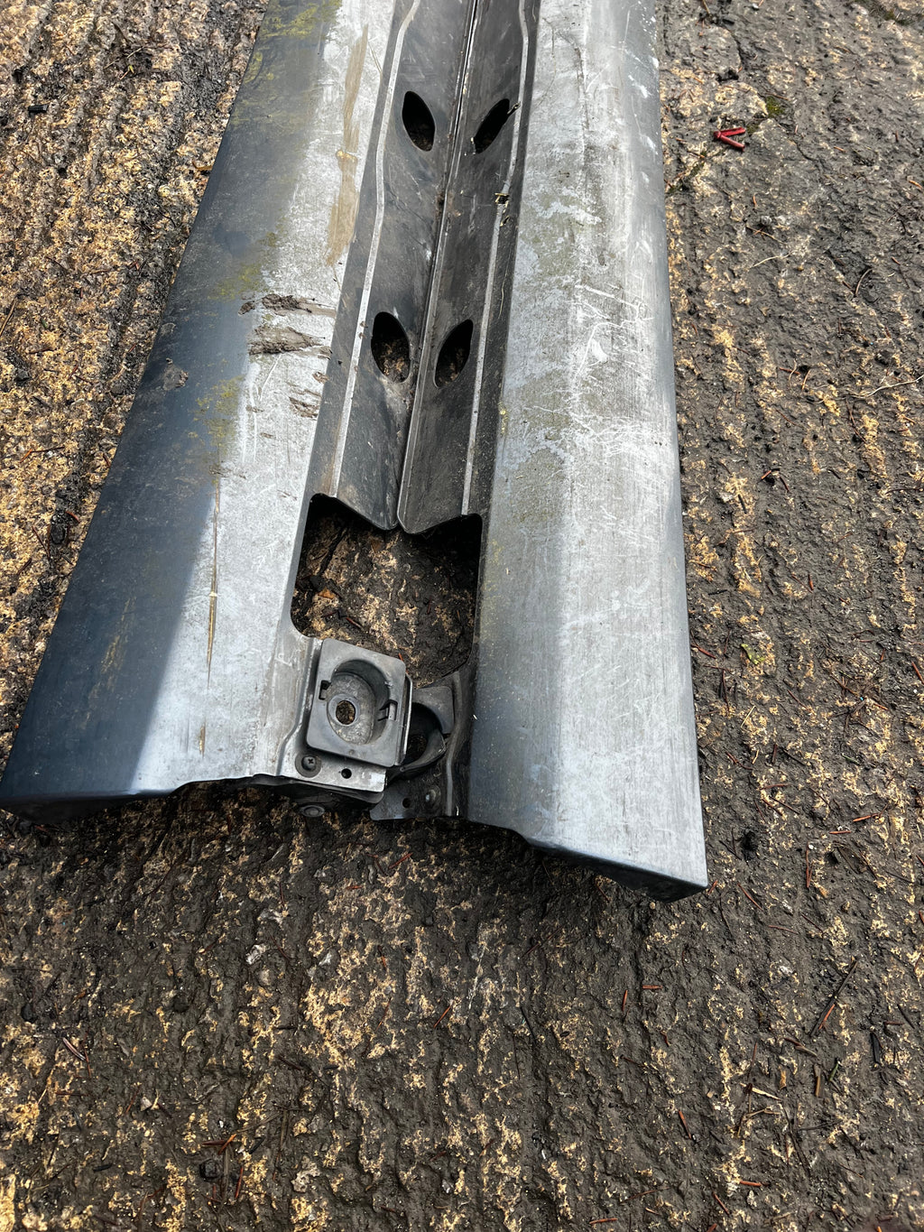 Mercedes Benz 2009 s320 v6 side skirts