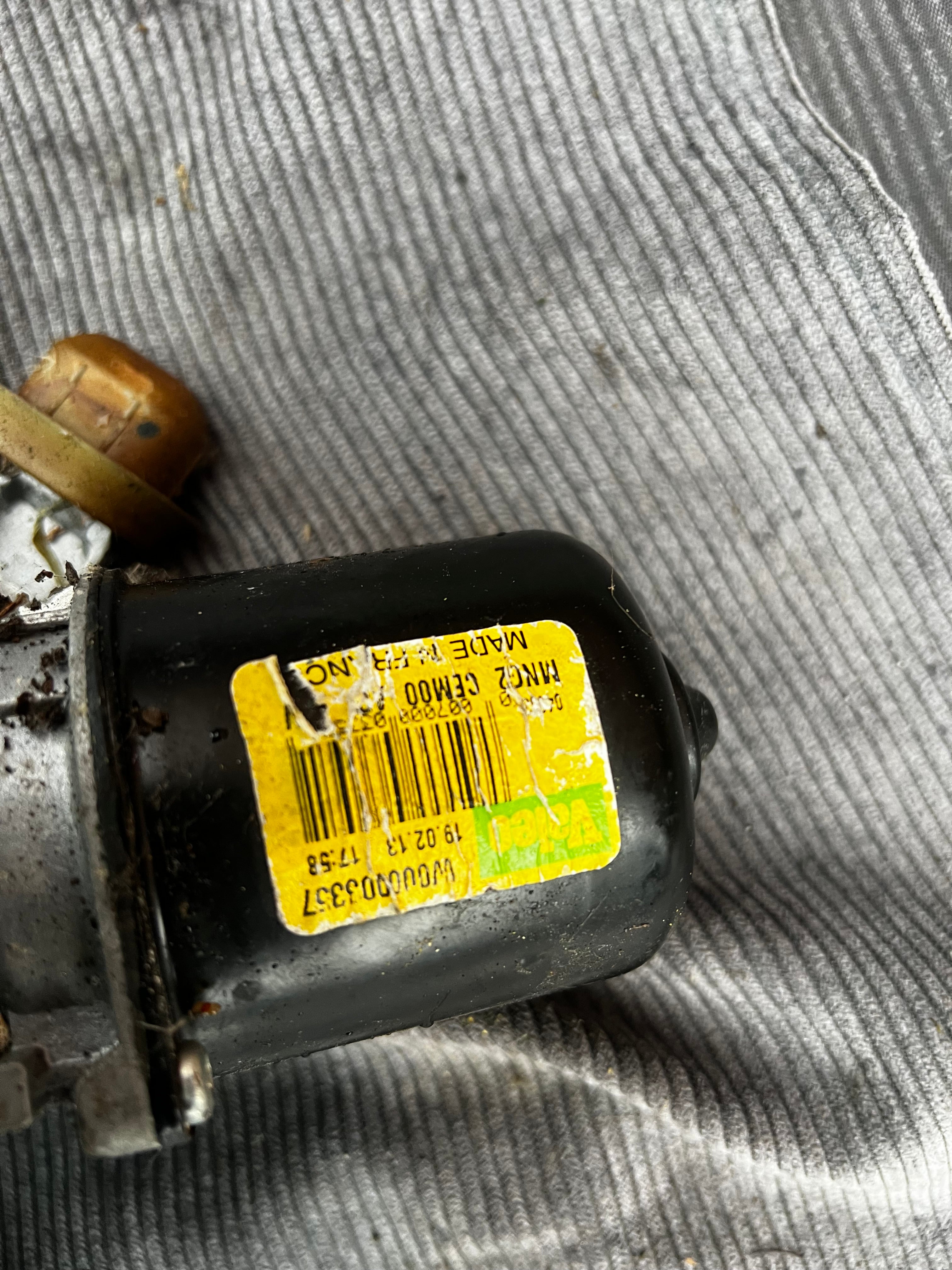 Ds3 2013 Citreon wiper motor&linkage