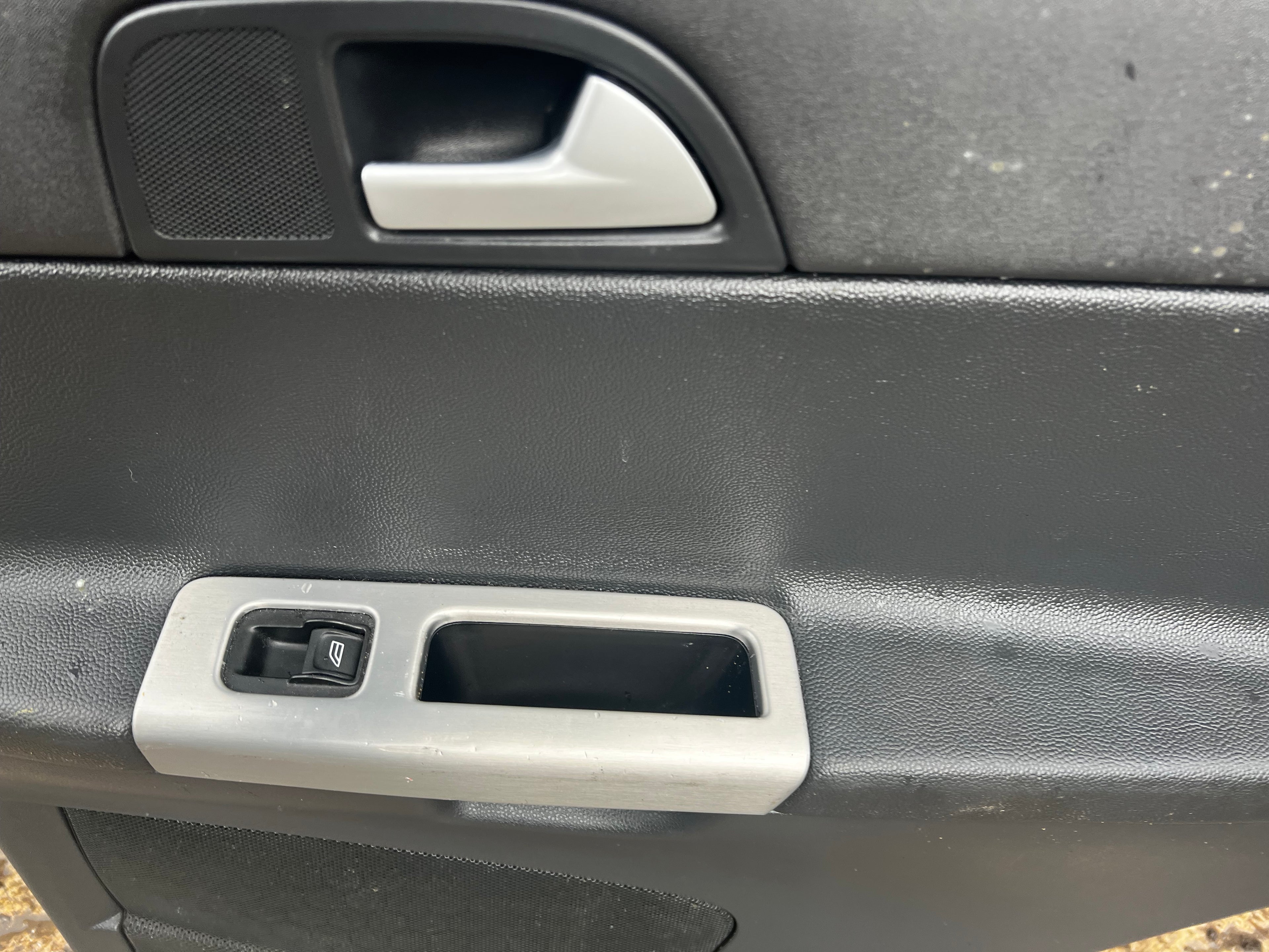 Volvo s40 rear drivers door