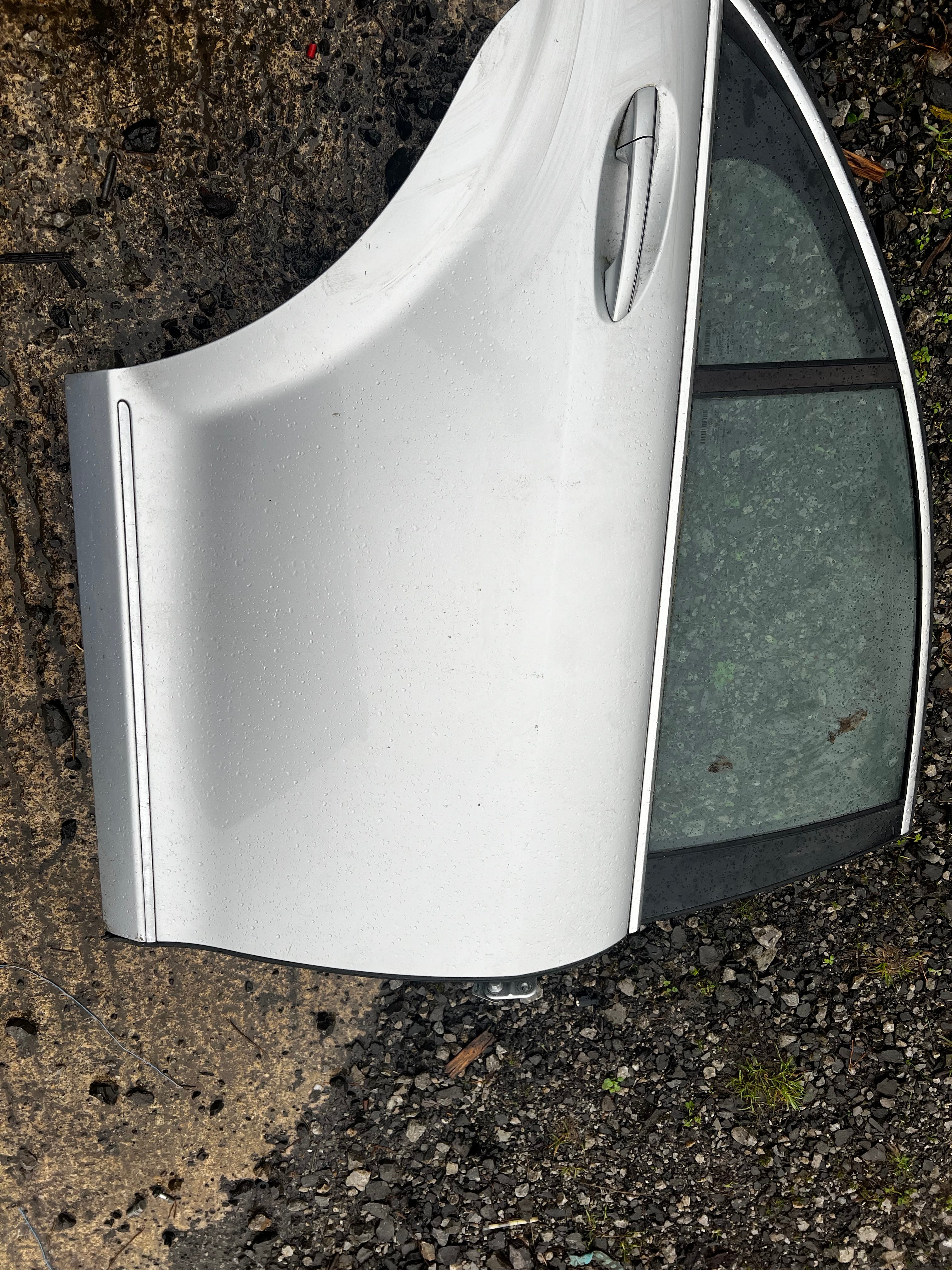 Mercedes Benz s320 2007 drivers rear door