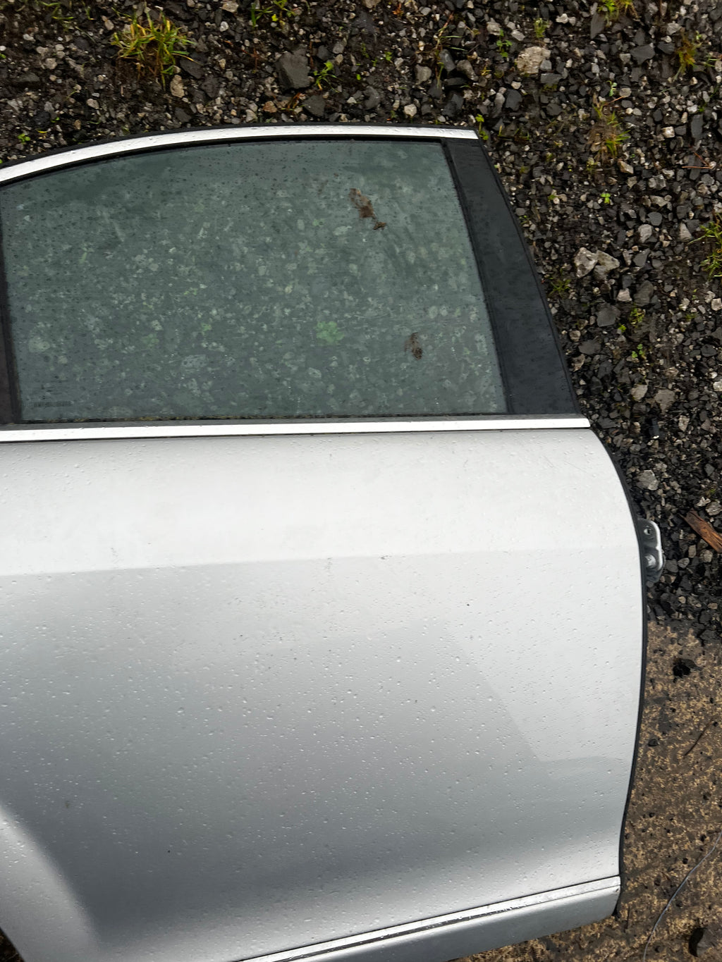 Mercedes Benz s320 2007 drivers rear door