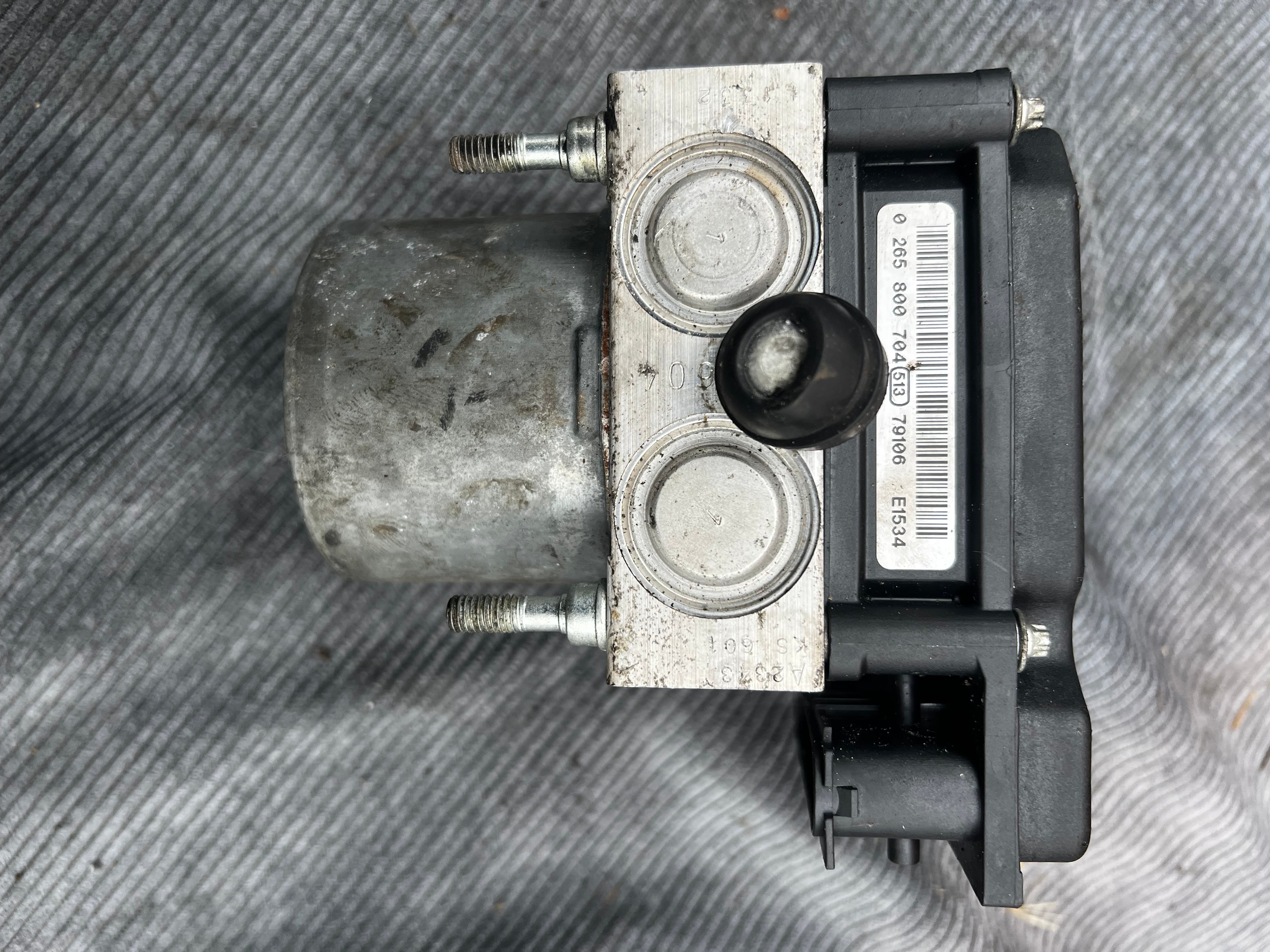 Subaru Impreza 1.5r 2008 abs unit