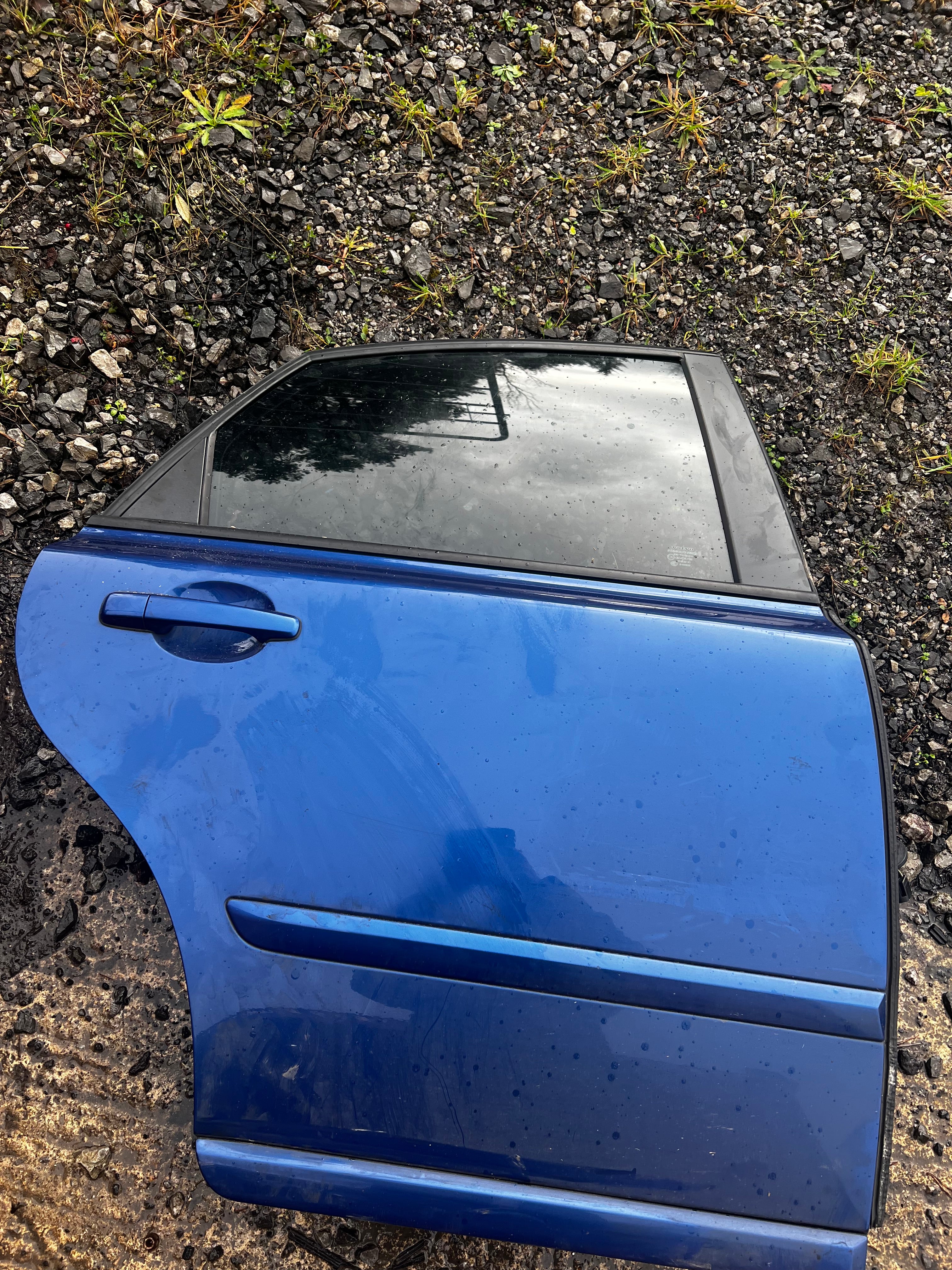 Volvo s40 rear drivers door