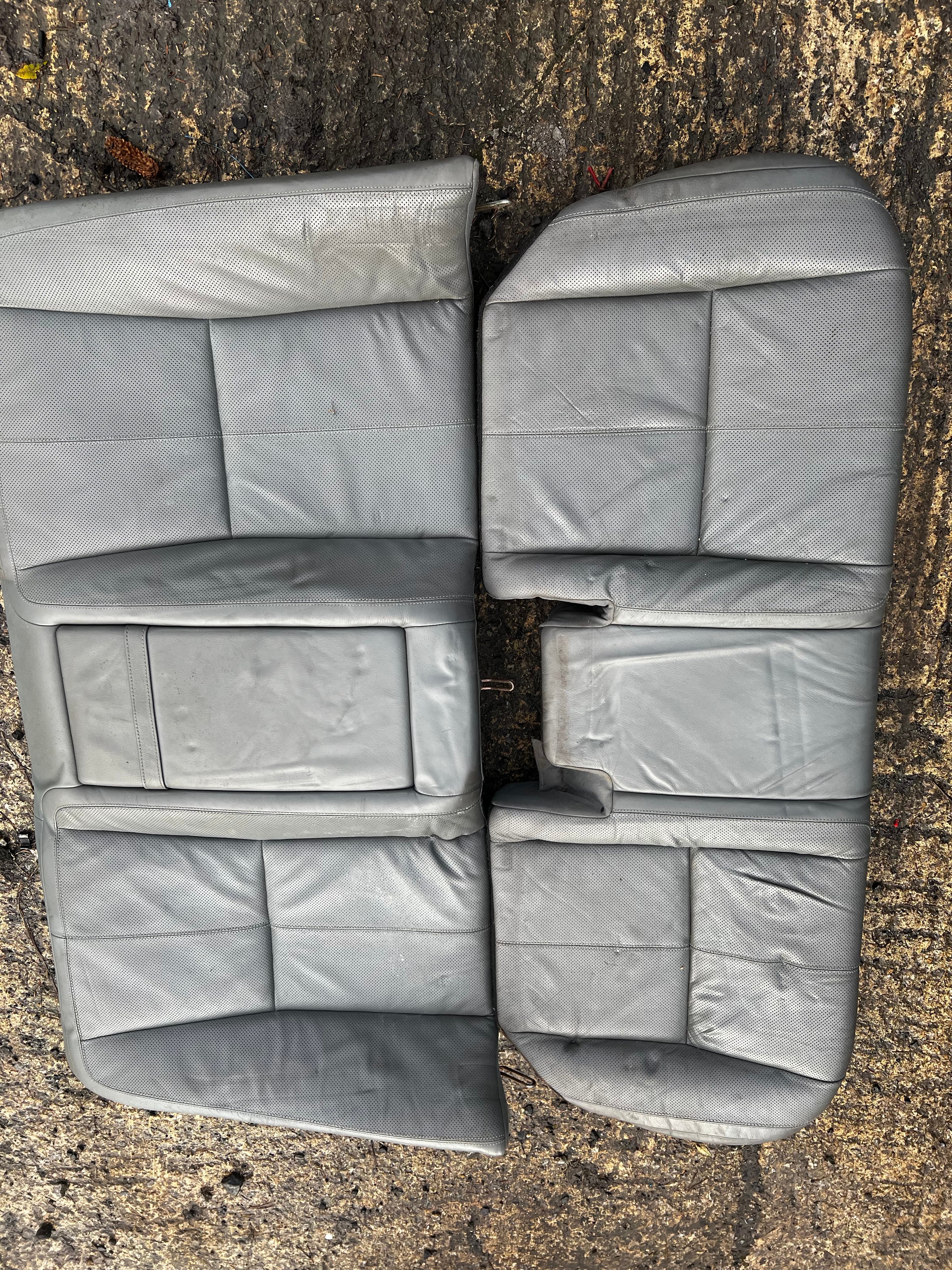 Mercedes s320 rear seats 2009