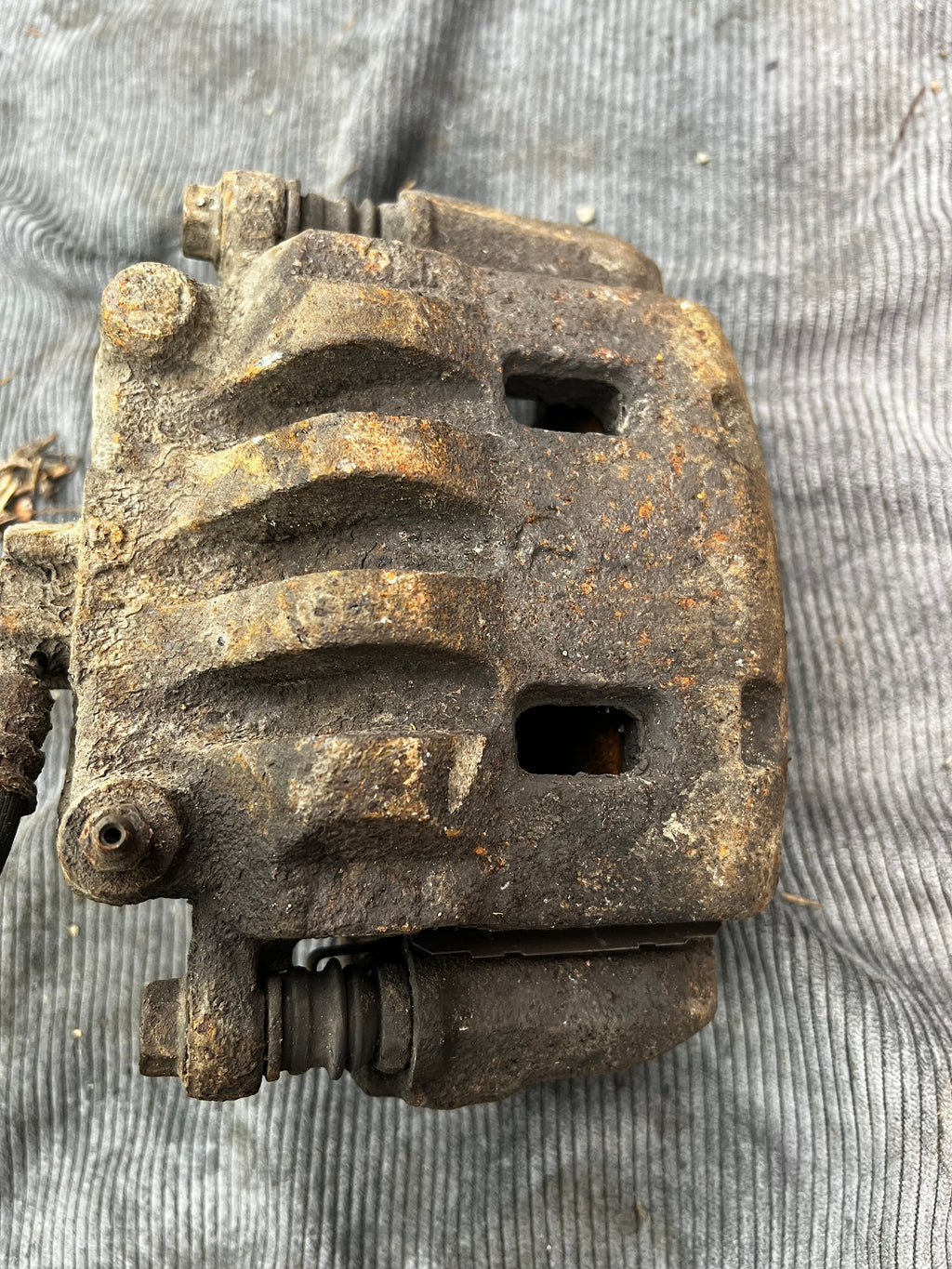 Subaru 2008 hatch Impreza 1.5r calliper passenger side front