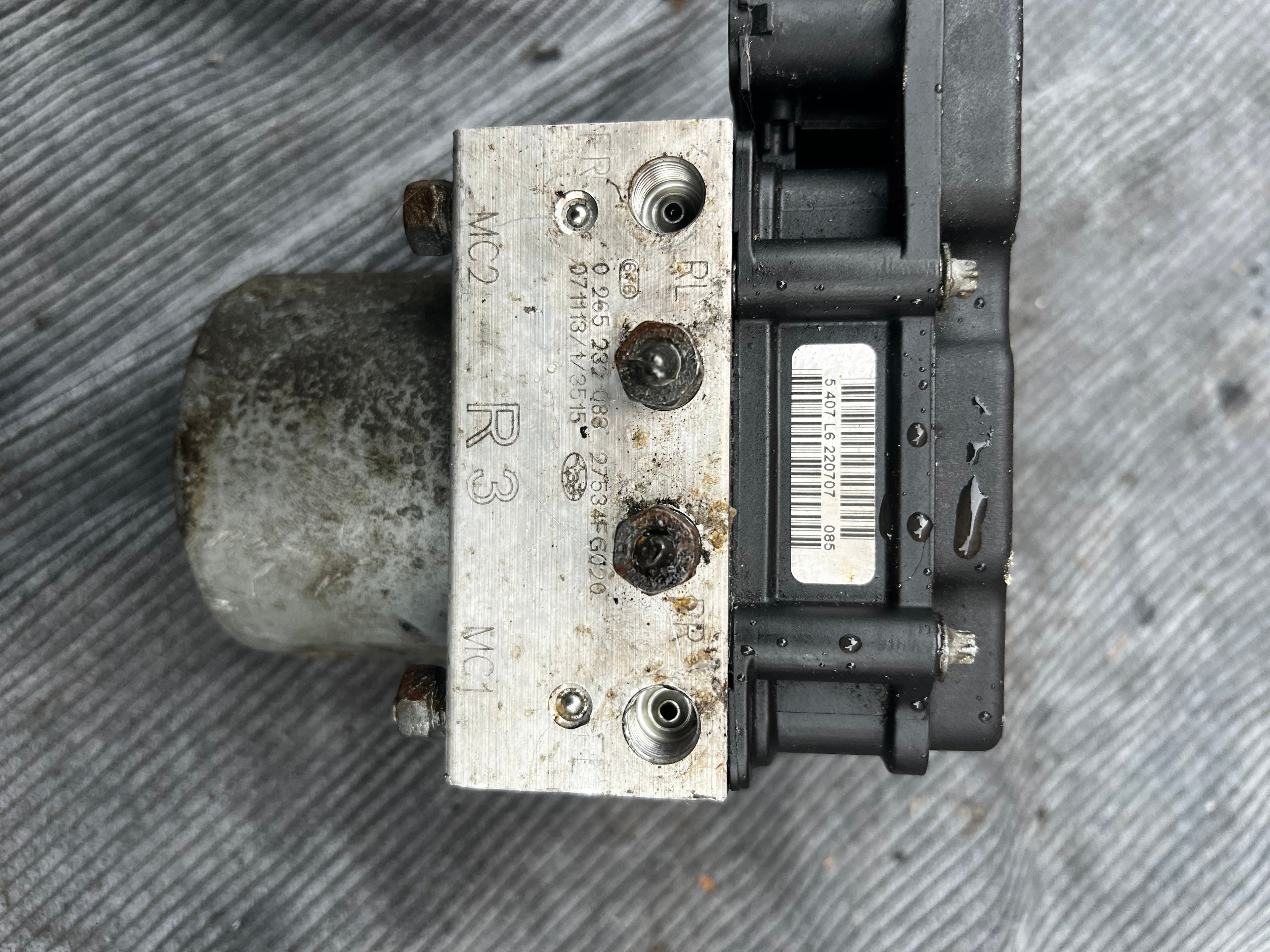 Subaru Impreza 1.5r 2008 abs unit