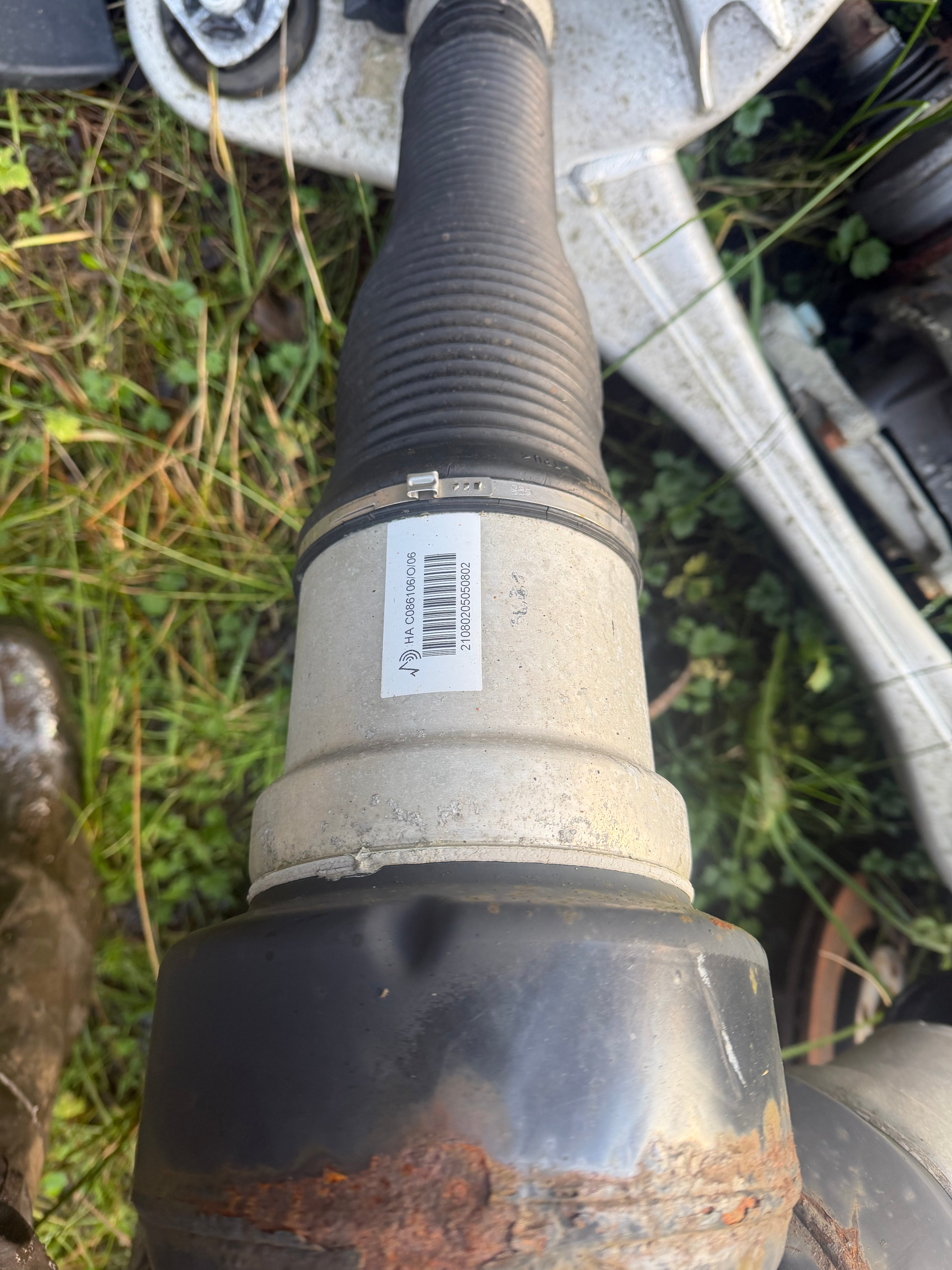 S320 2007 rear air suspension