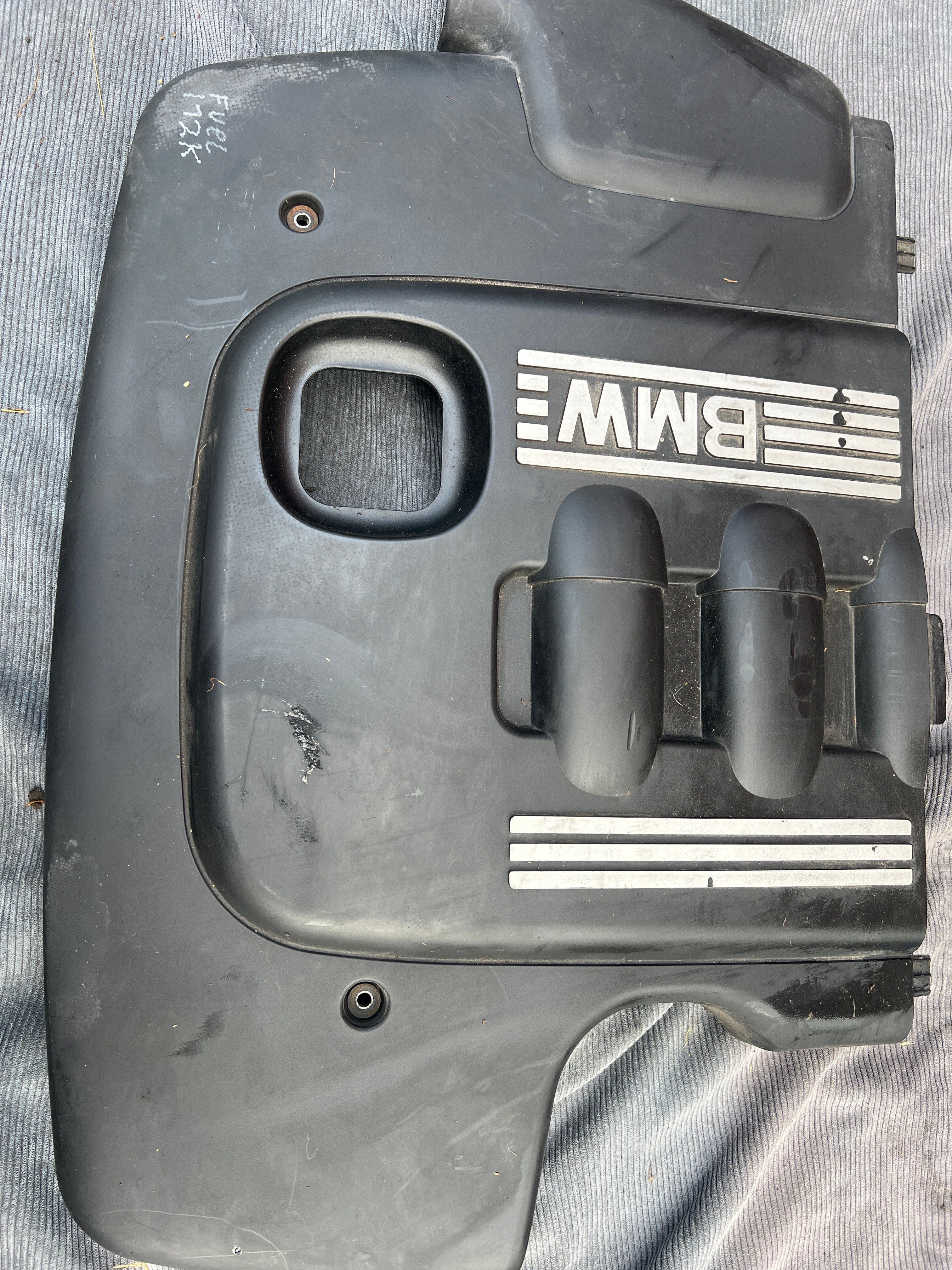 BMW e46 engine cover m47