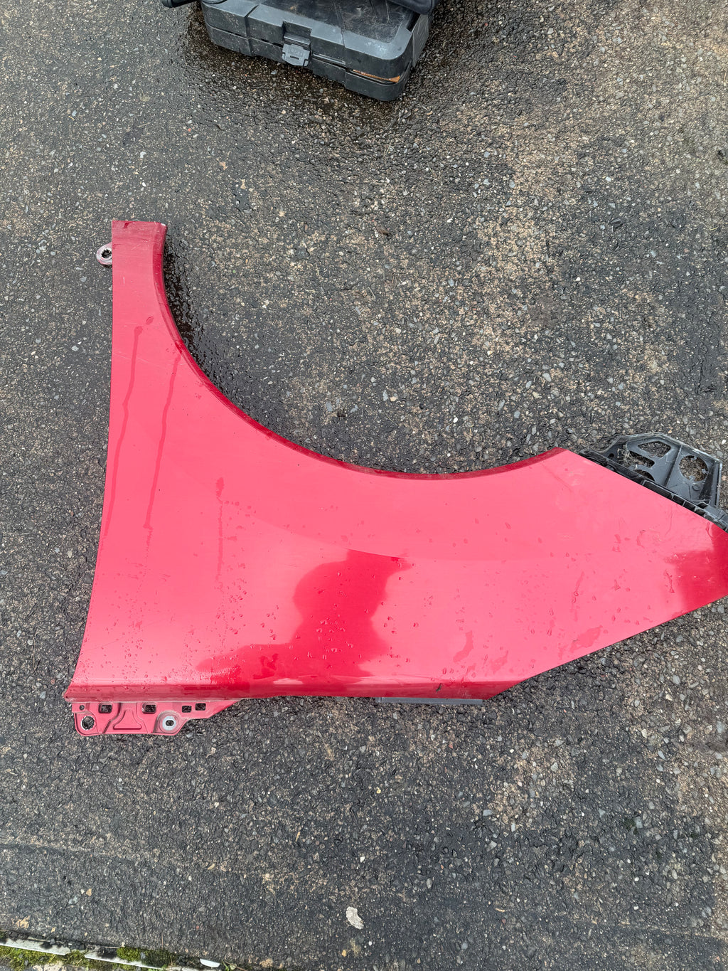 Peugeot 3008 2010 front passenger wing