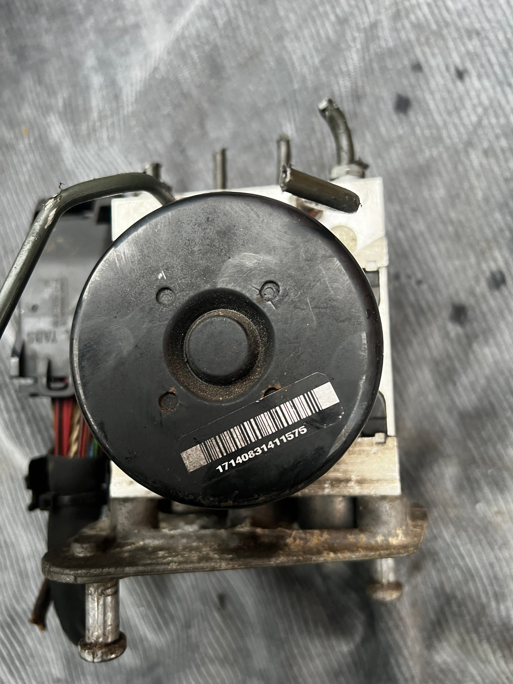 Mercedes Benz s320 abs unit