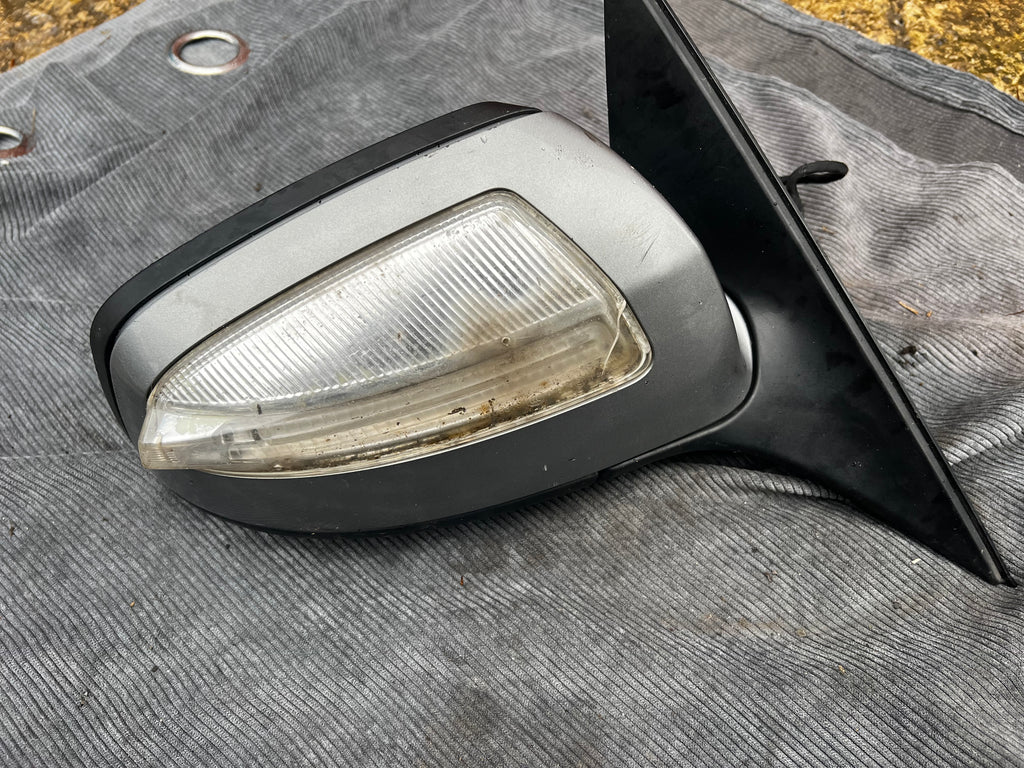Mercedes c220 2007 driver side mirror