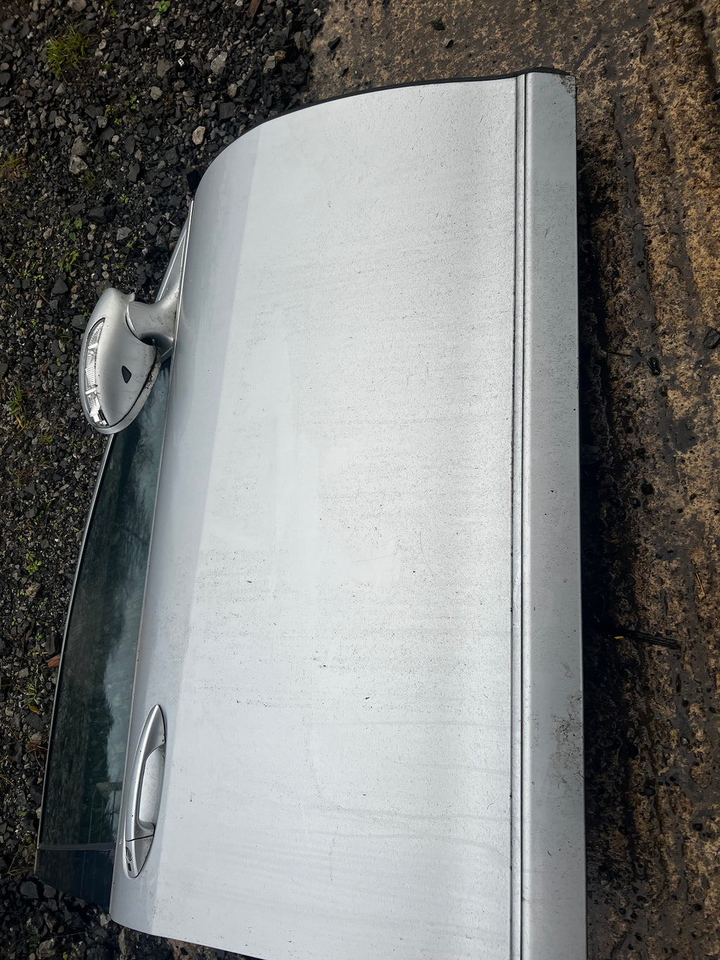 Mercedes Benz S320 2007 driver’s door