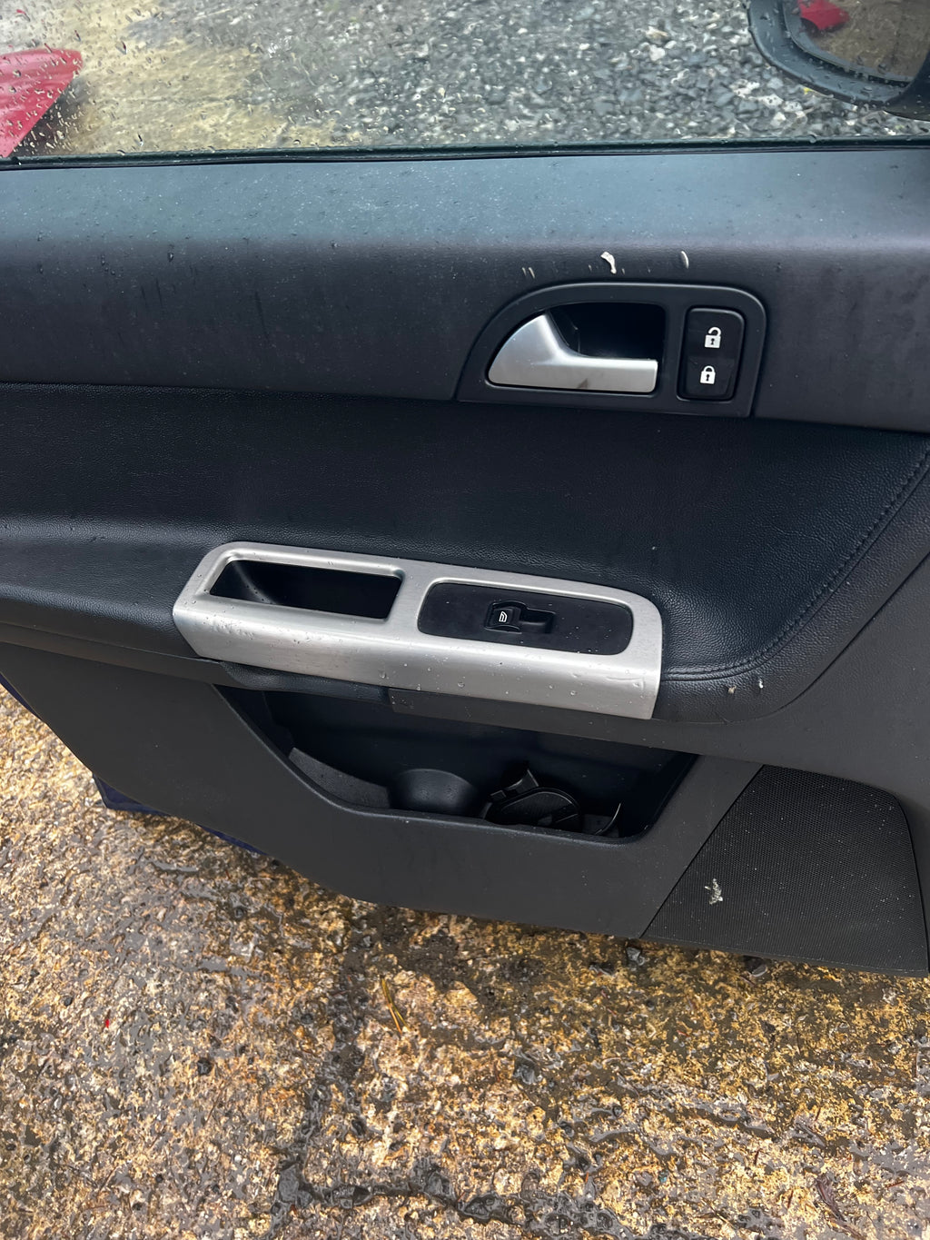 Volvo s40 passenger front door