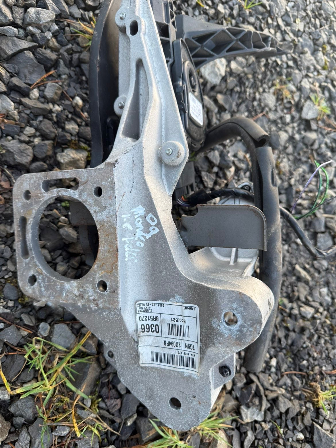 Ford Mondeo 2009 break & accelerator pedal