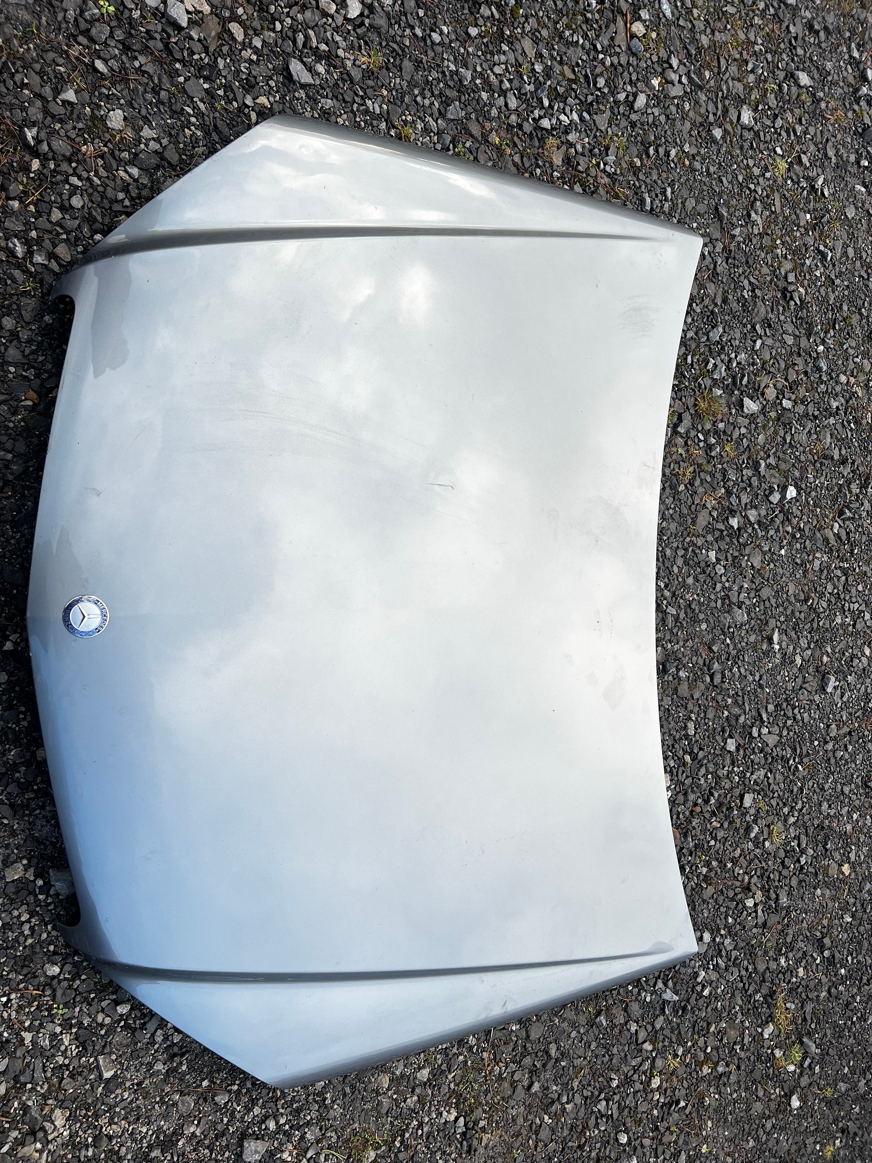 Mercedes Benz C220 bonnet