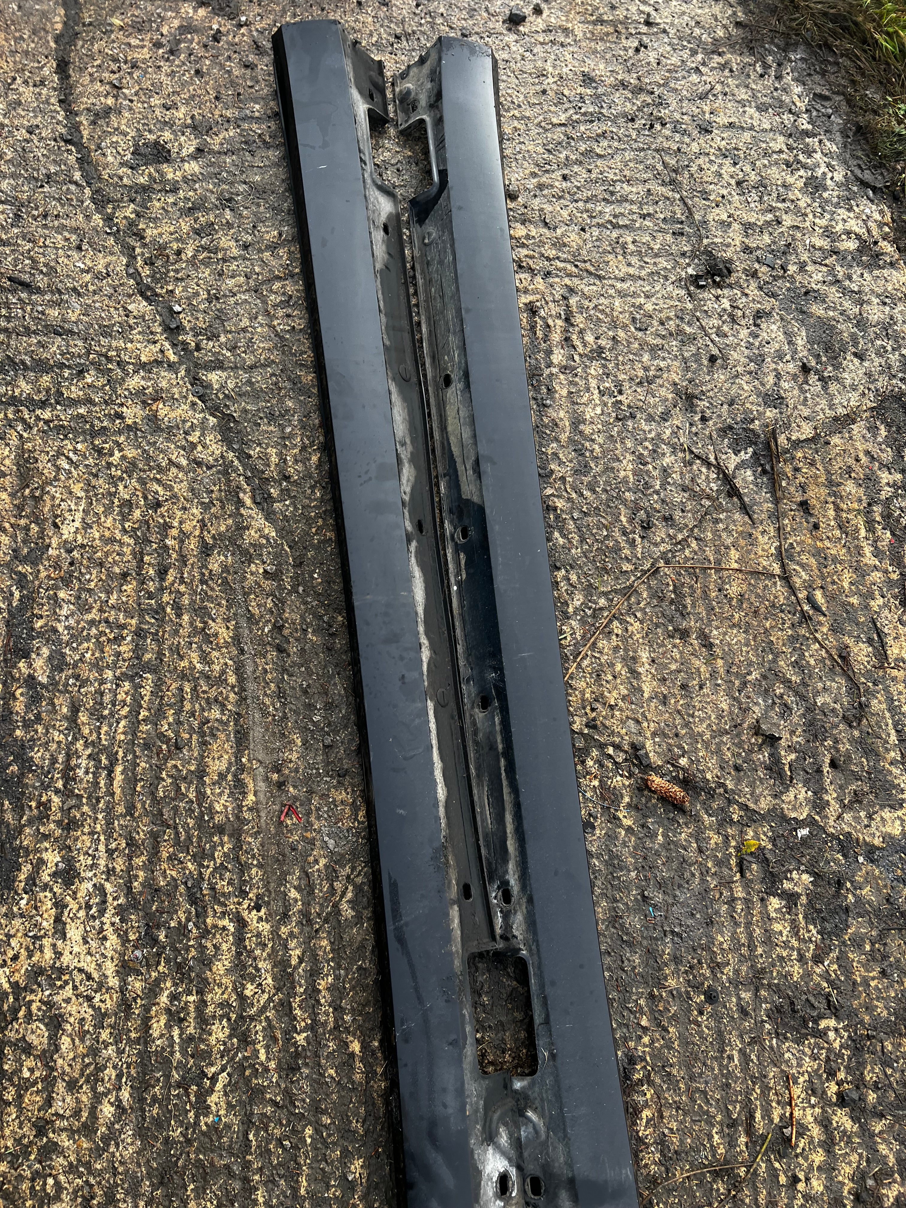 Mercedes Benz e200 2009 avantgarde side skirts