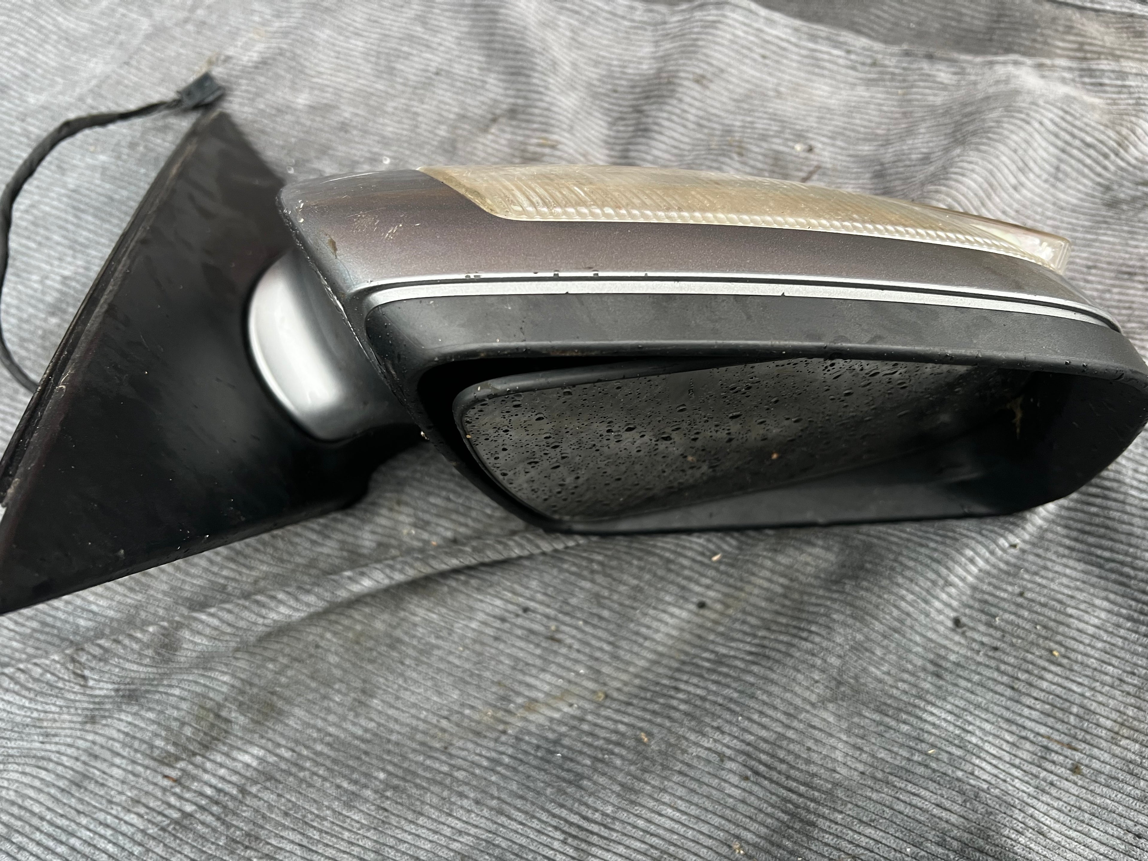 Mercedes c220 2007 driver side mirror