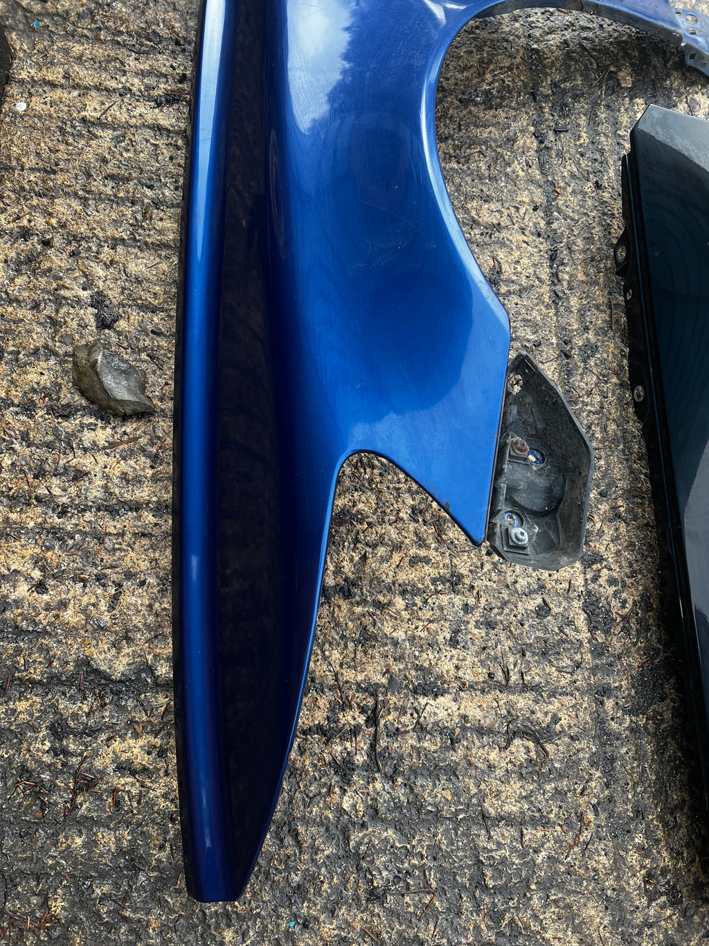 Volvo s40 2008 passenger wing