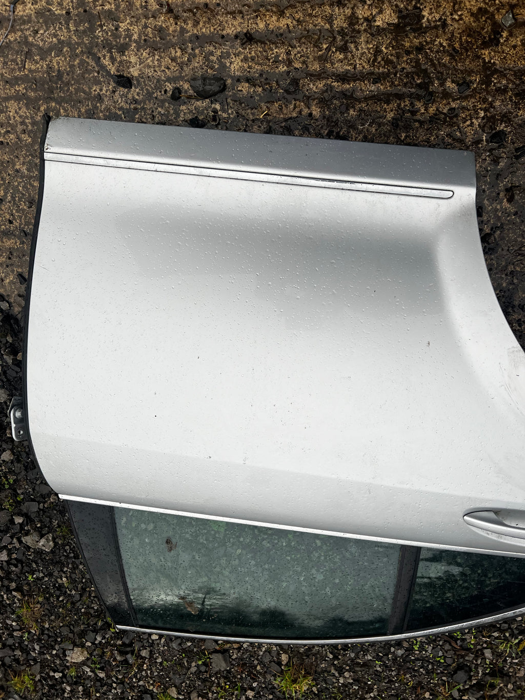 Mercedes Benz s320 2007 drivers rear door
