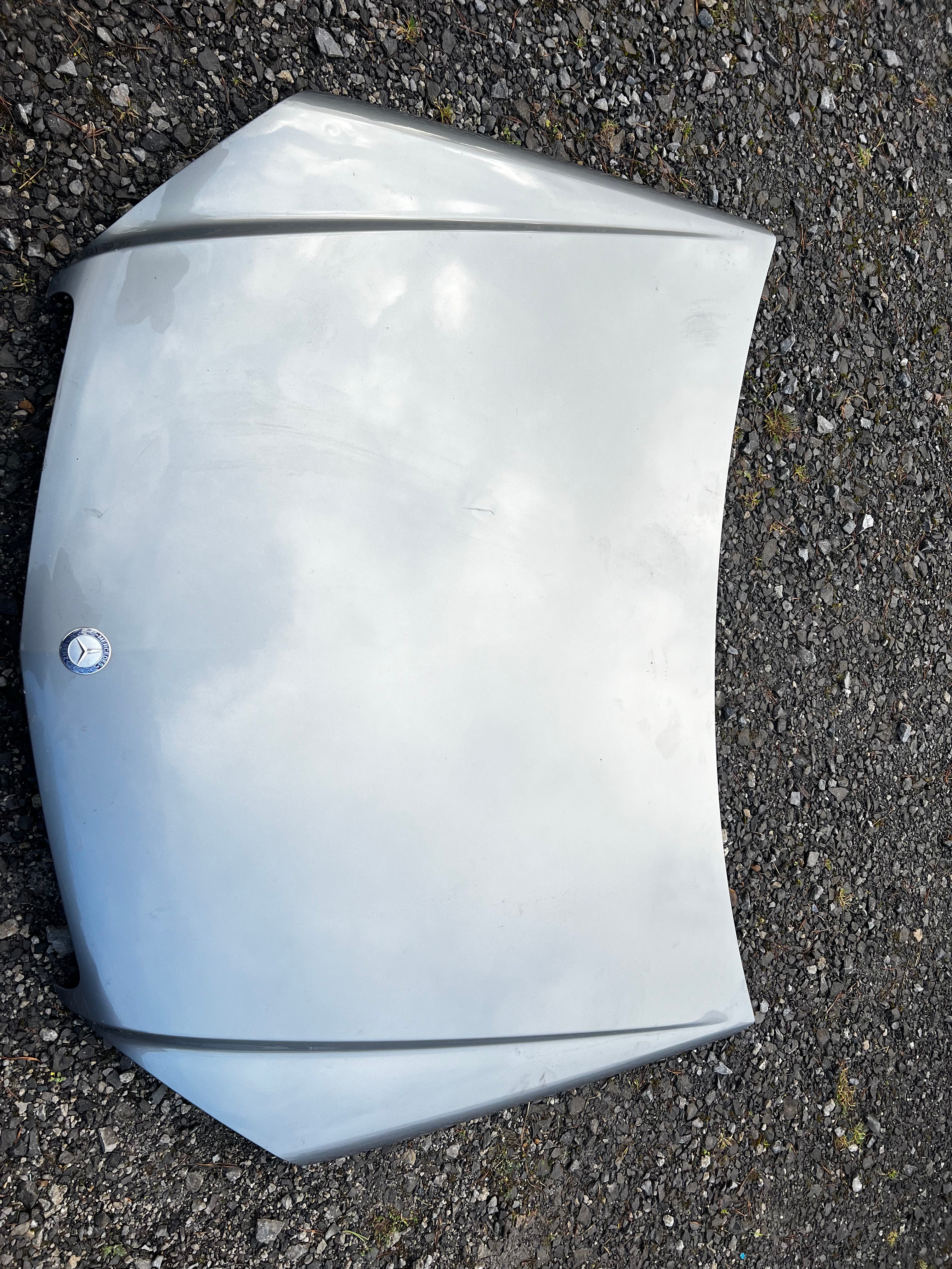 Mercedes Benz C220 bonnet
