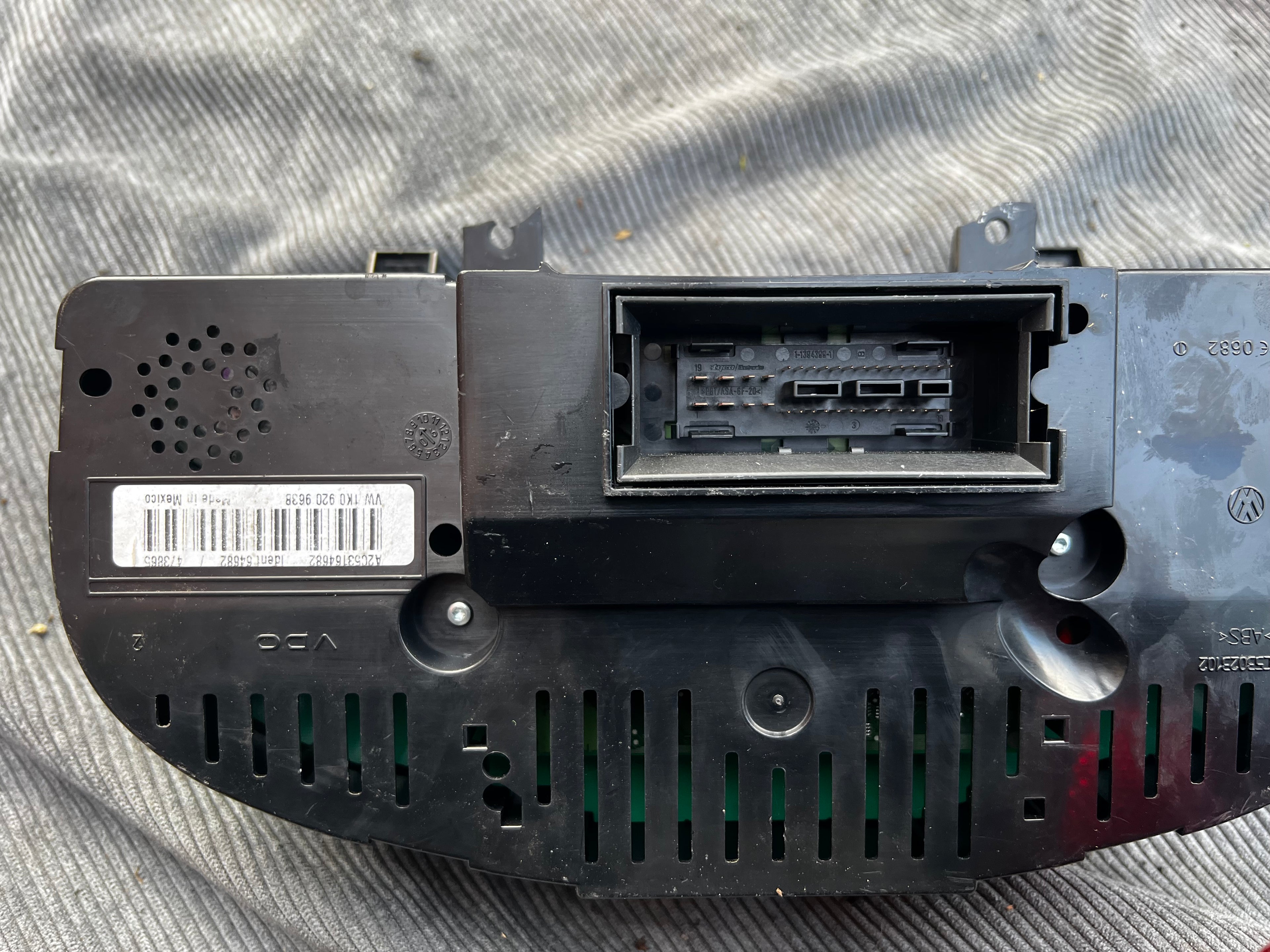 Jetta 2007 instrument cluster