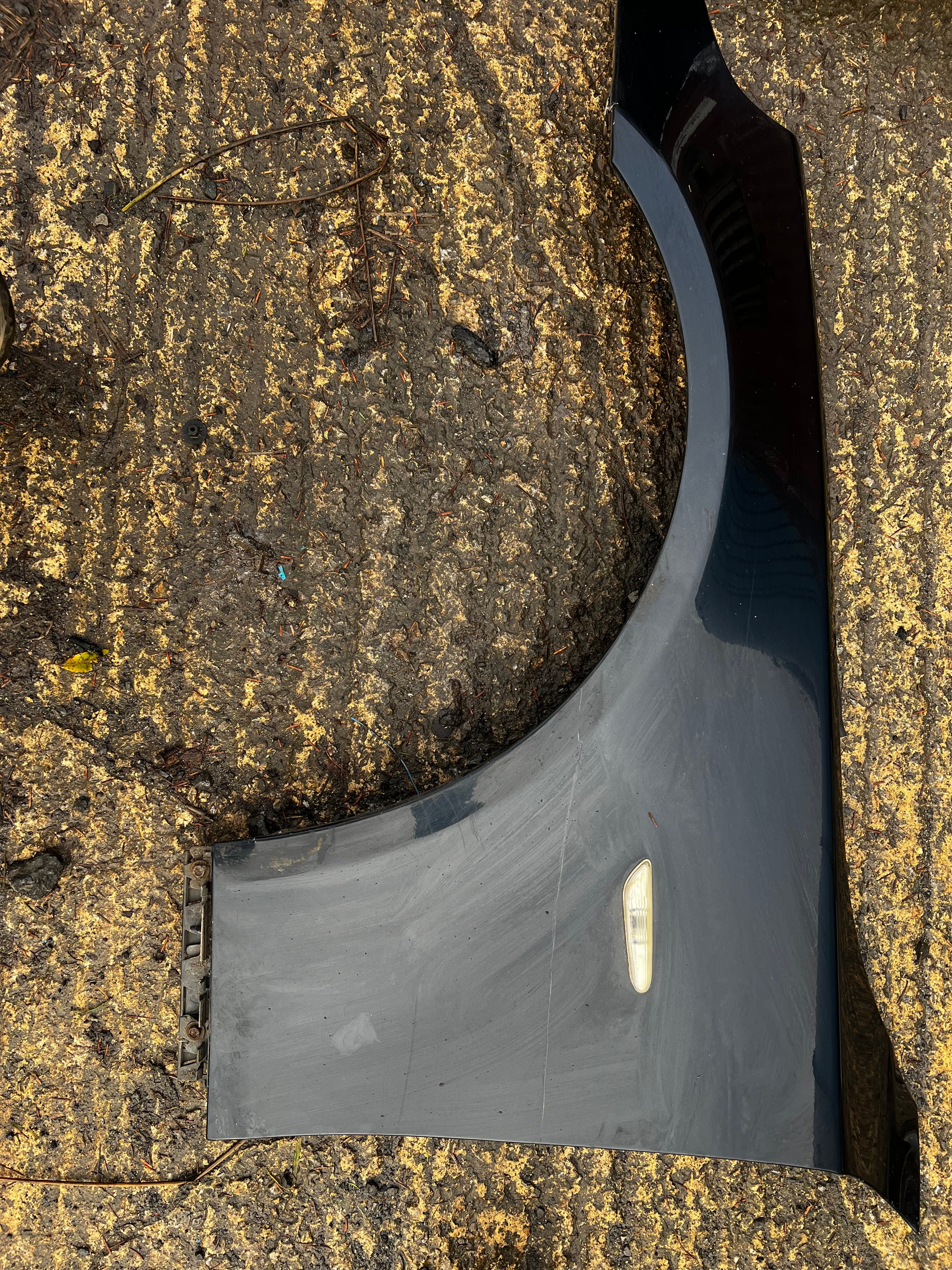 BMW e60 2007 525d Msport passenger wing