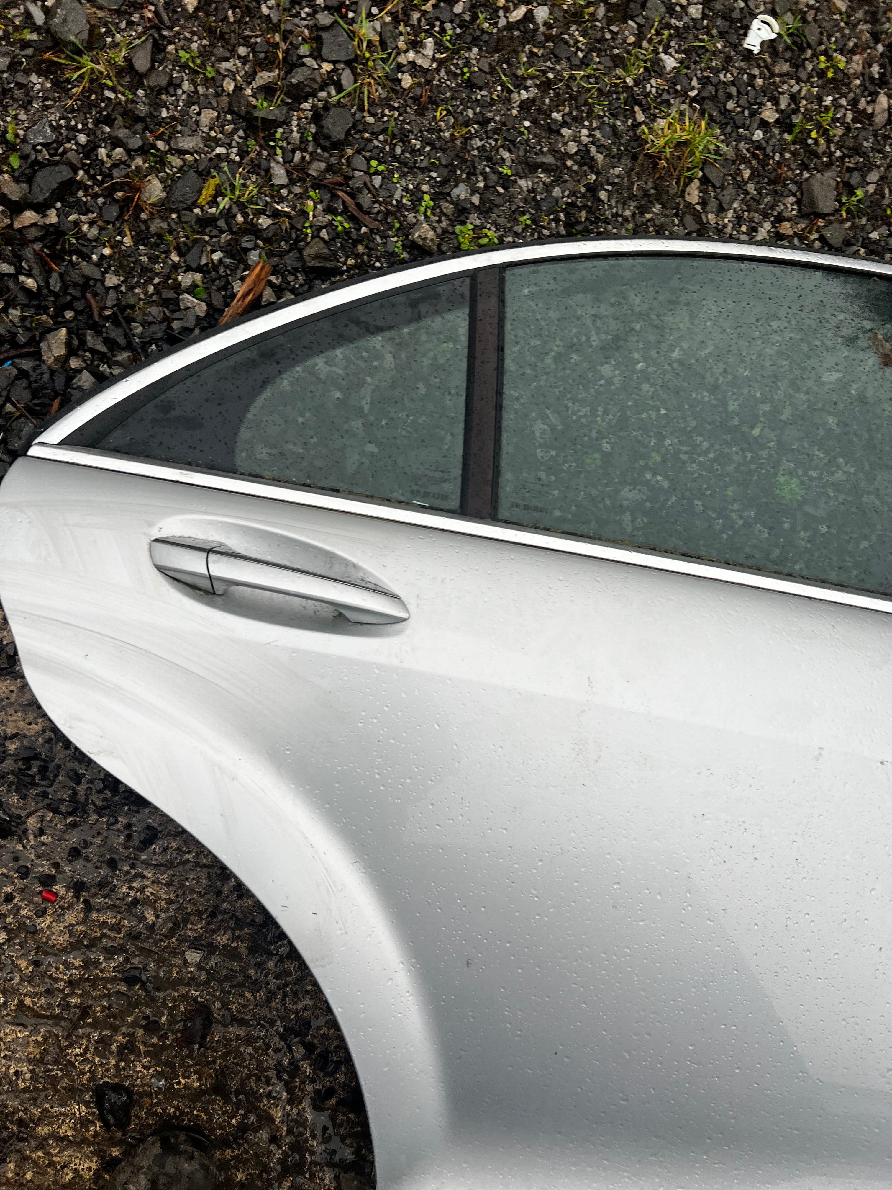 Mercedes Benz s320 2007 drivers rear door