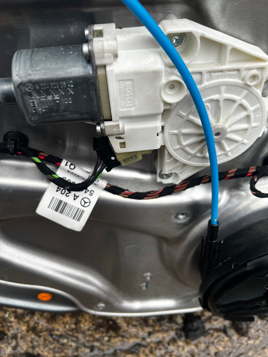 Mercedes c220 2007 rear passenger door