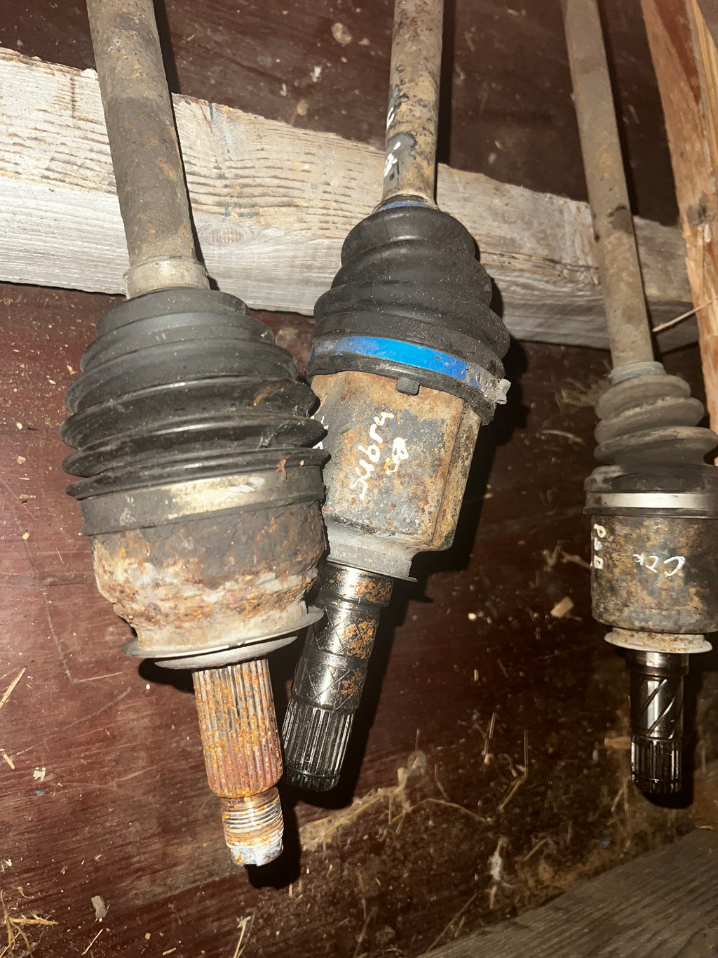 Subaru hatch 2008 1.5r rear driver shaft