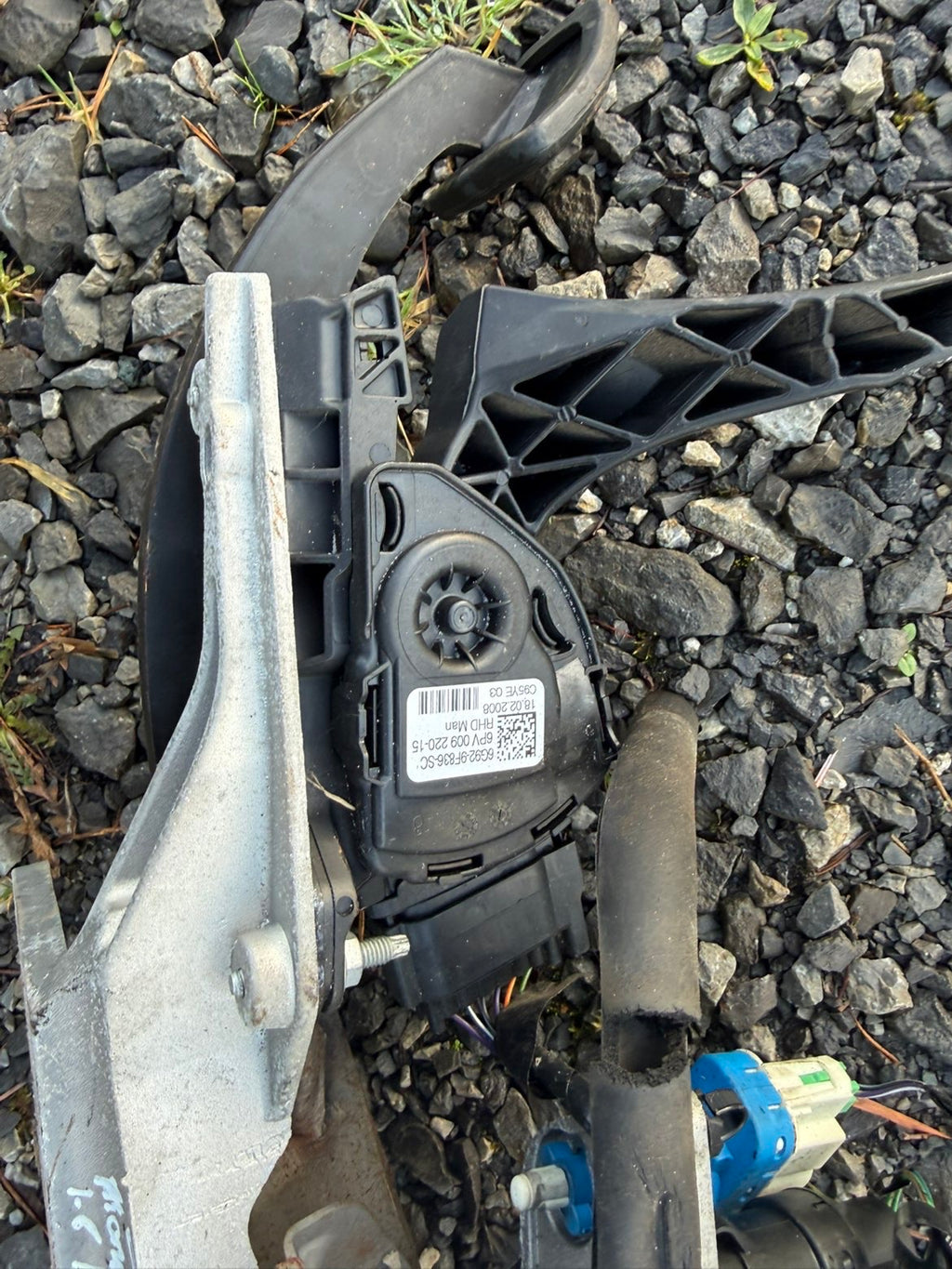 Ford Mondeo 2009 break & accelerator pedal