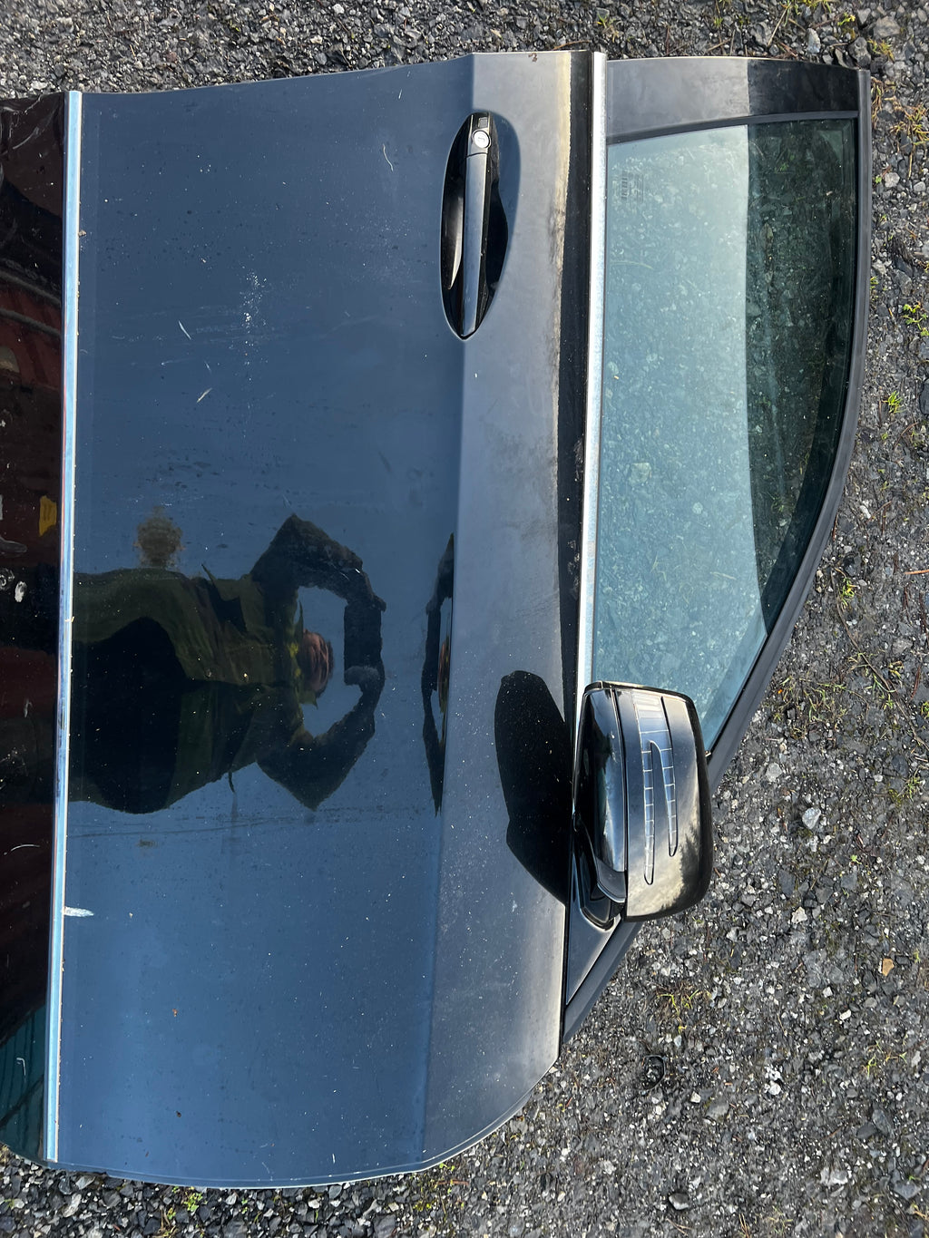 Mercedes Benz e200 2009 drivers front door