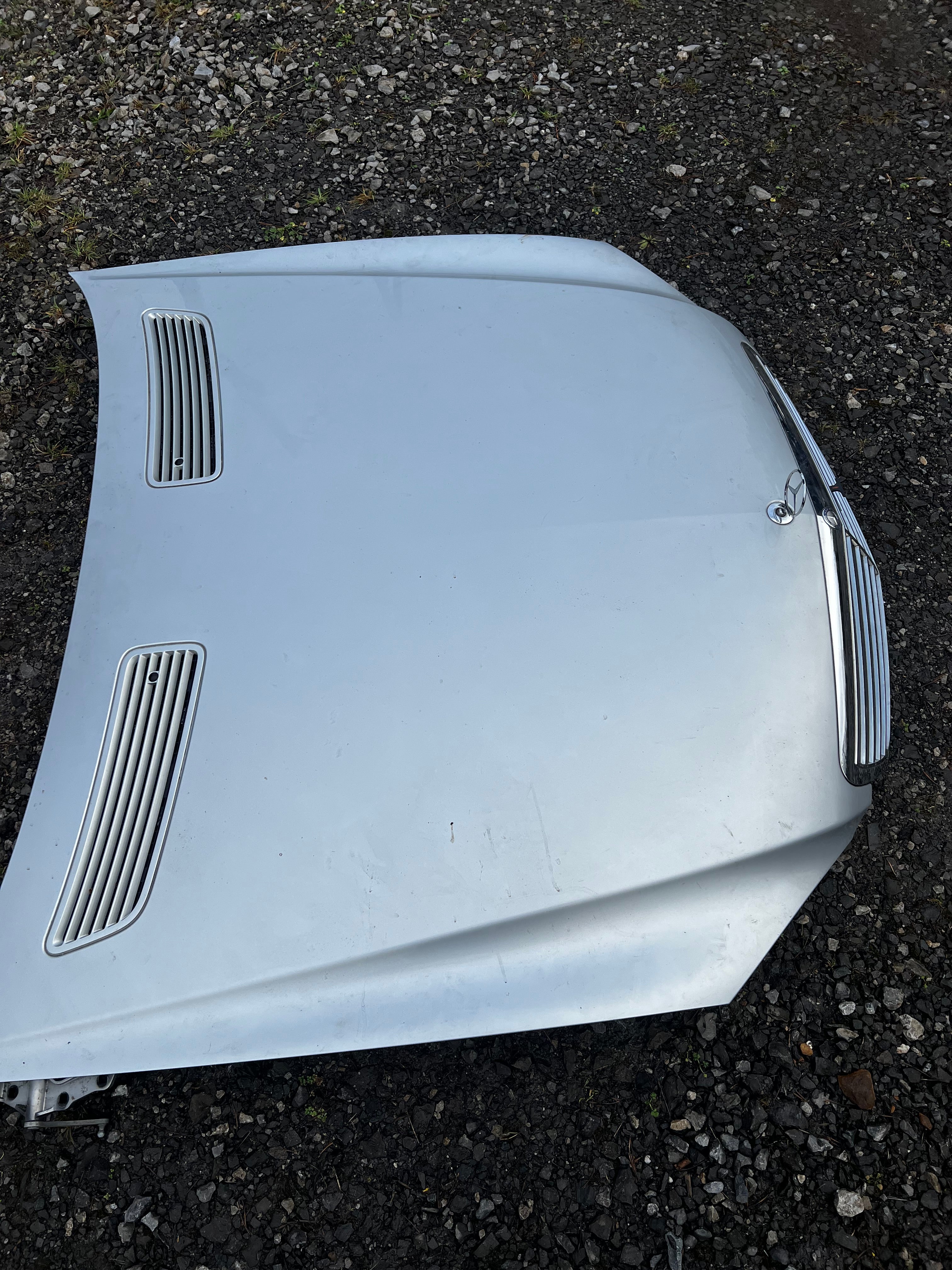 Mercedes benz s320 v6 2007 bonnet and grill