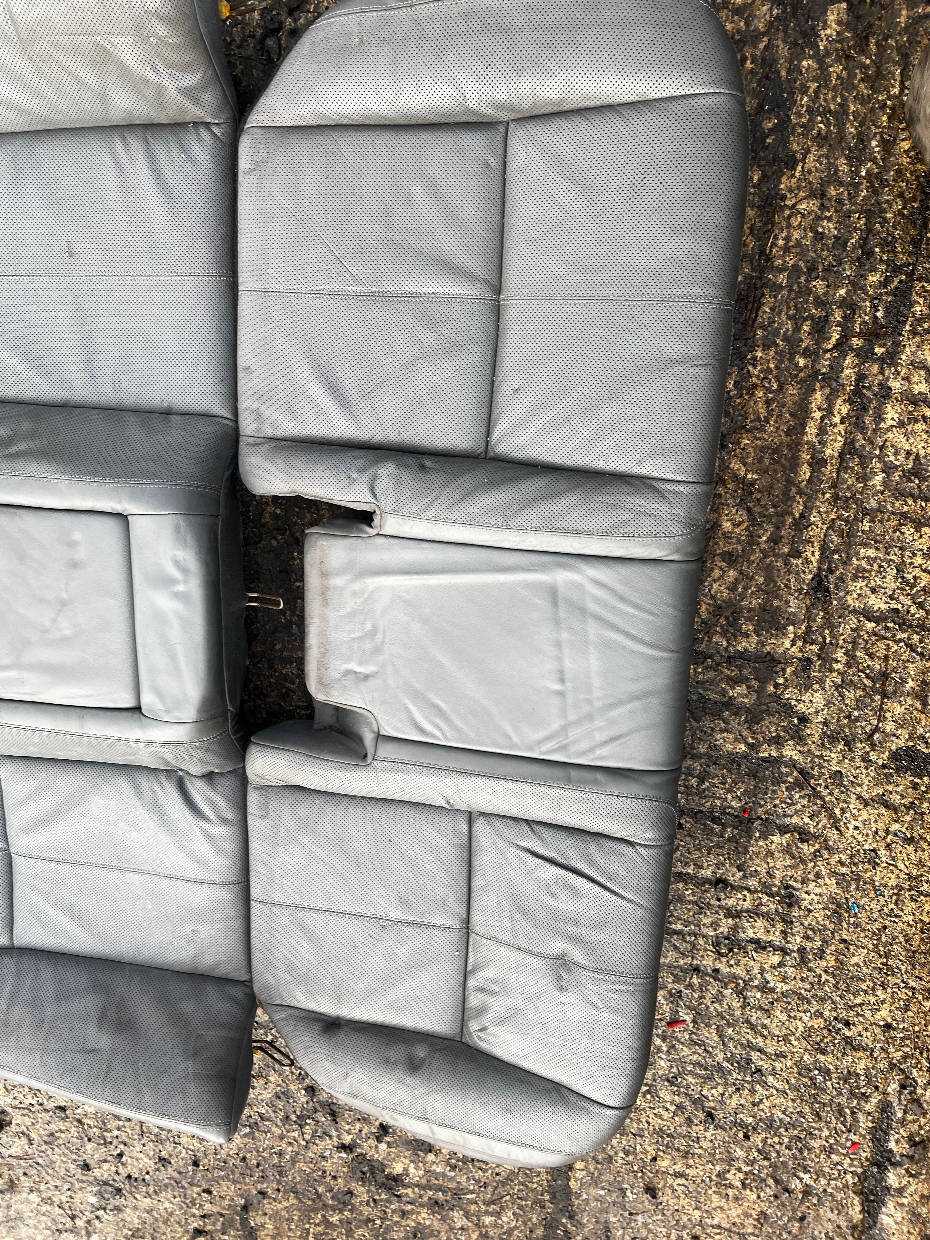 Mercedes s320 rear seats 2009