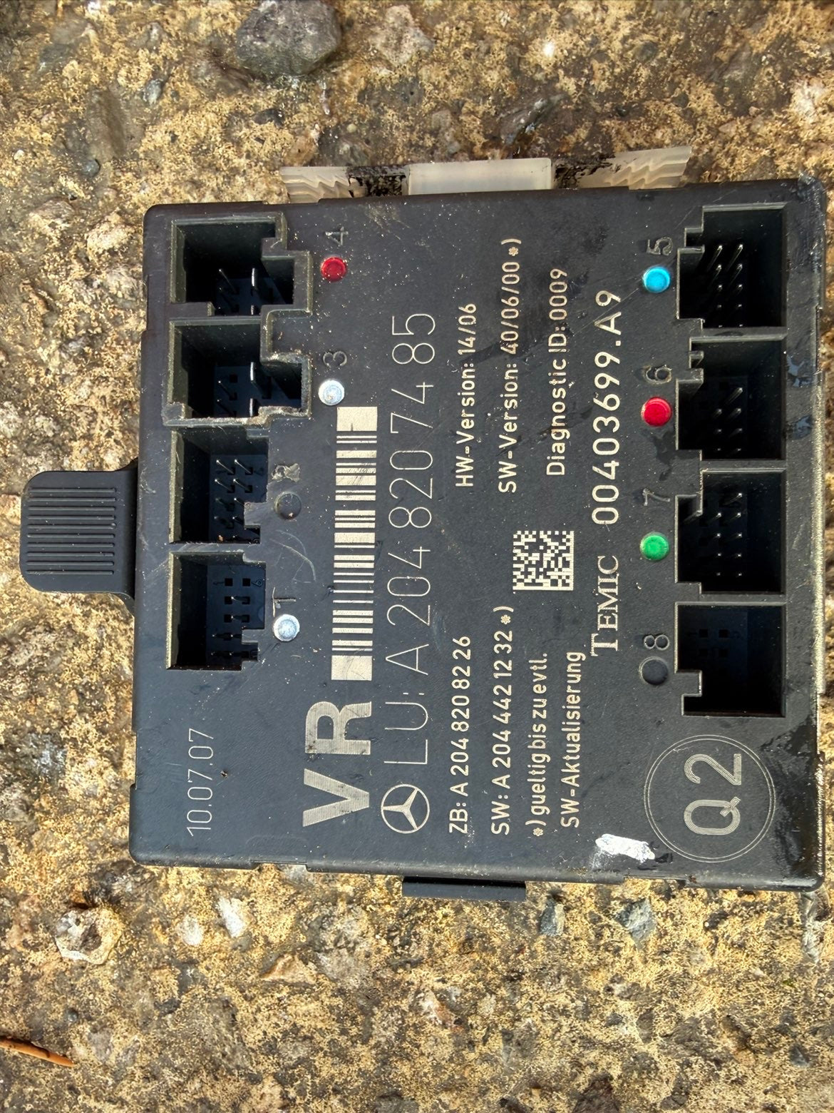 Mercedes Benz c220 2007 door relay unit