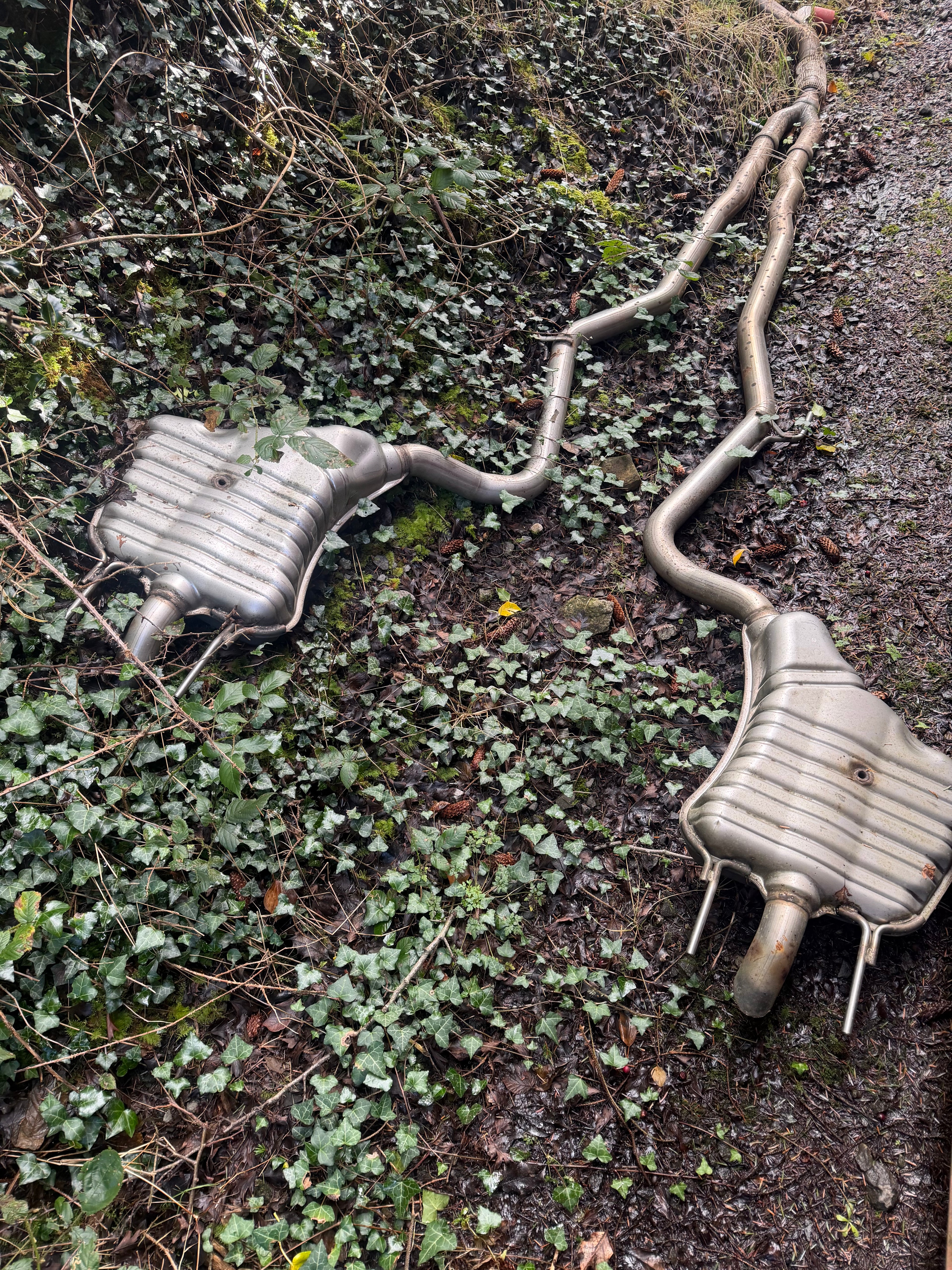 Mercedes s320 v6 w221 exhaust