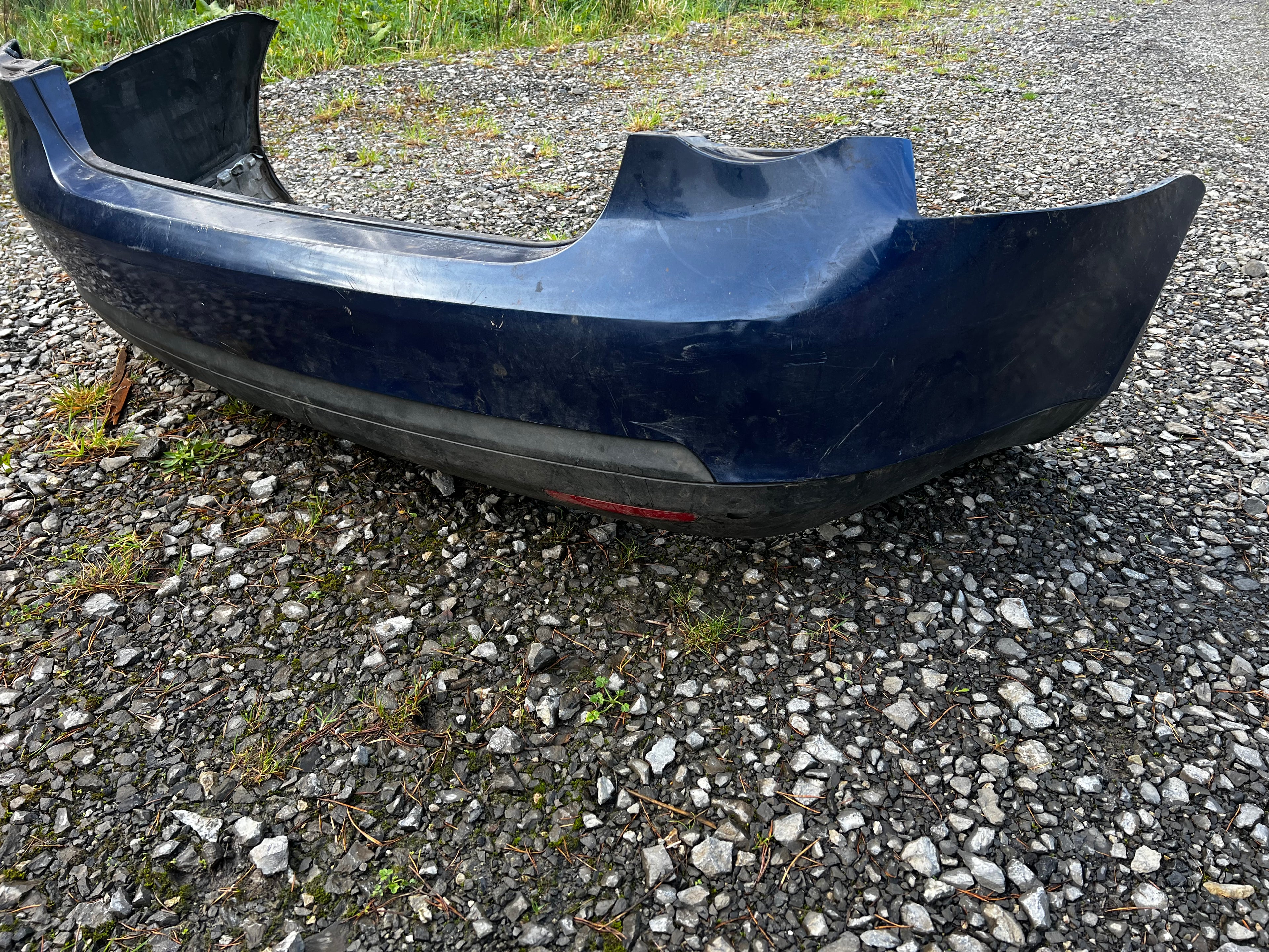 Jetta 2007 rear bumper and diffuser