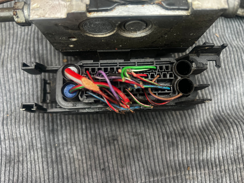 Mercedes c220 2007 abs unit