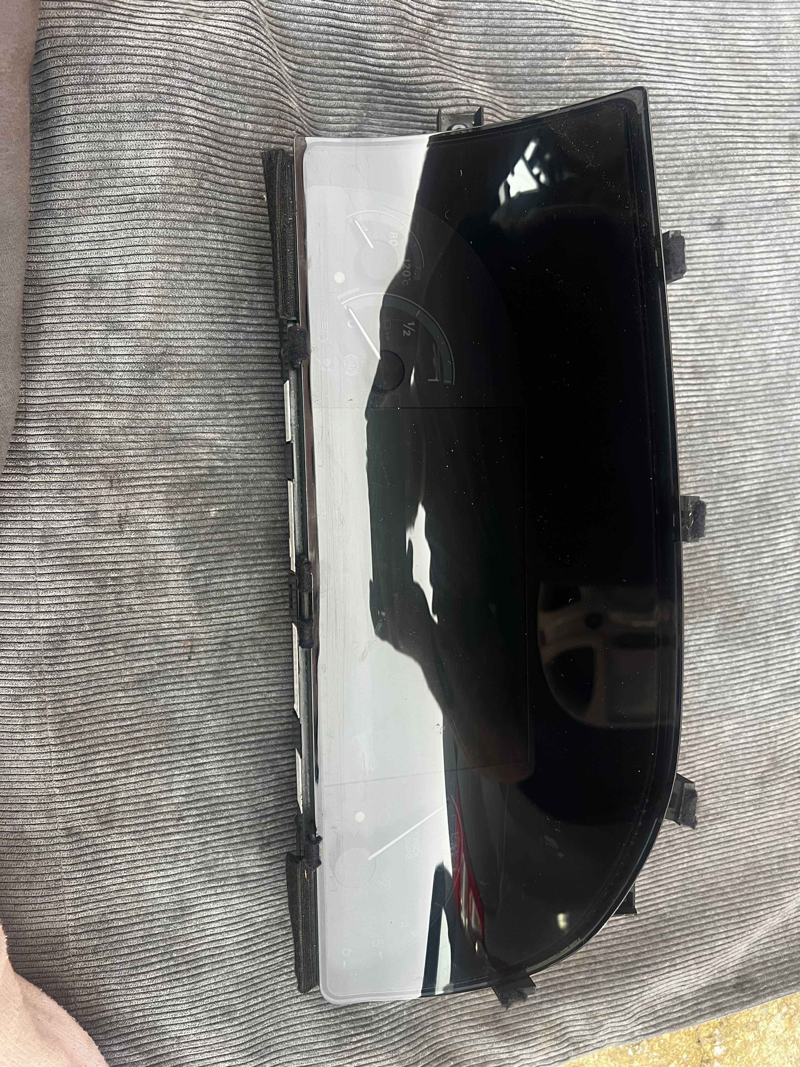 Mercedes s320 v6 2009 instrument cluster