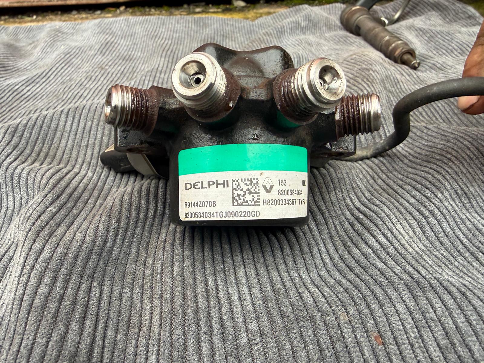 Renault fluence 2010 1.5dci deisel pump for injectors