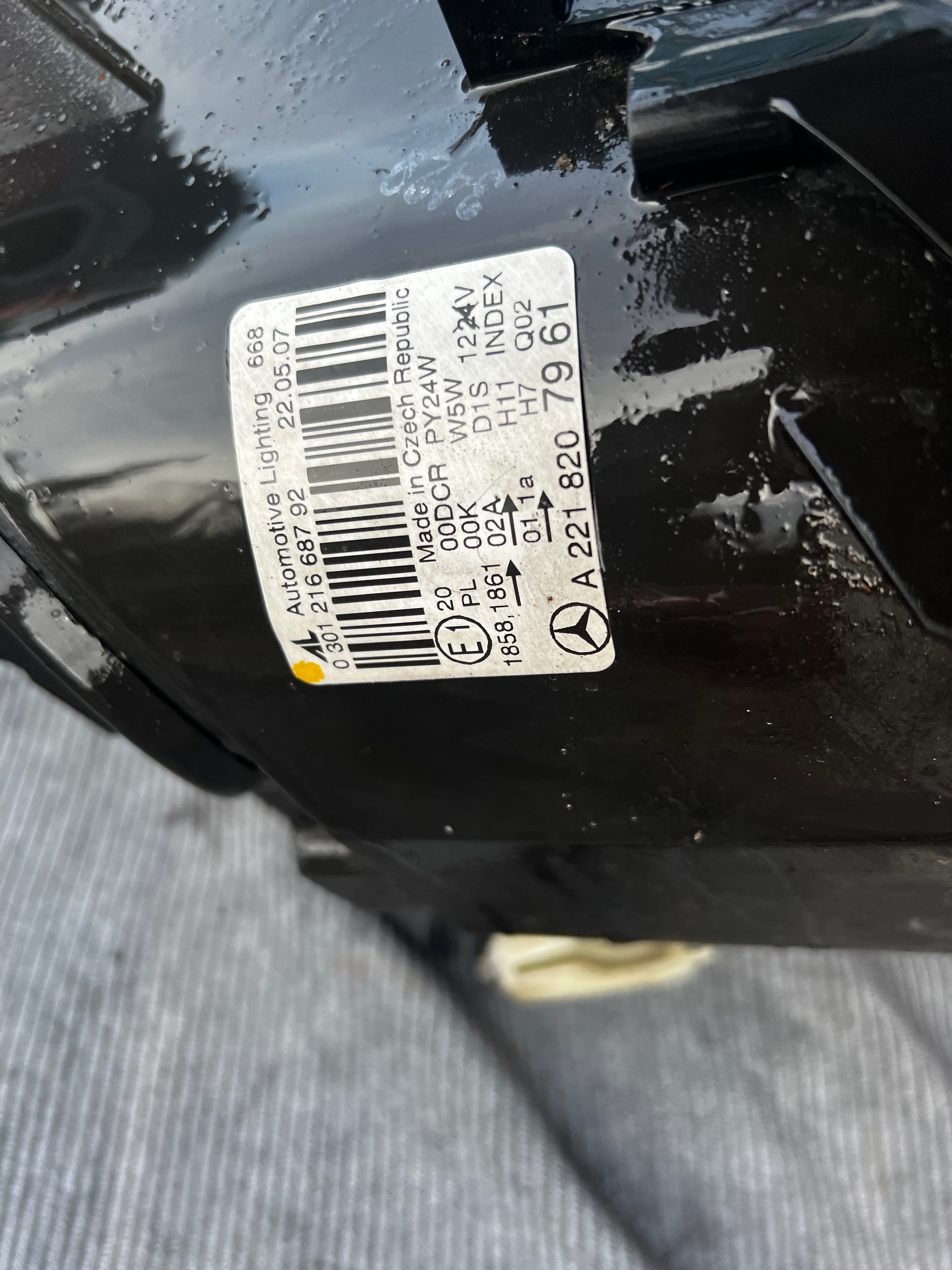 Mercedes s320 v6 2007 headlights