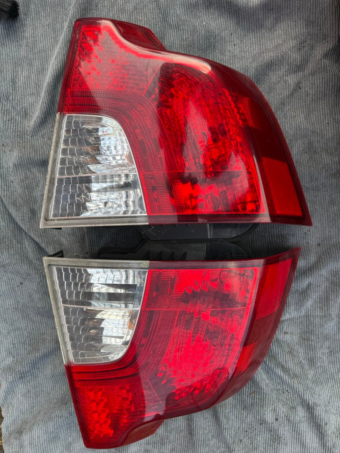 Volvo s40 rear lights 1.6D 2008 pair